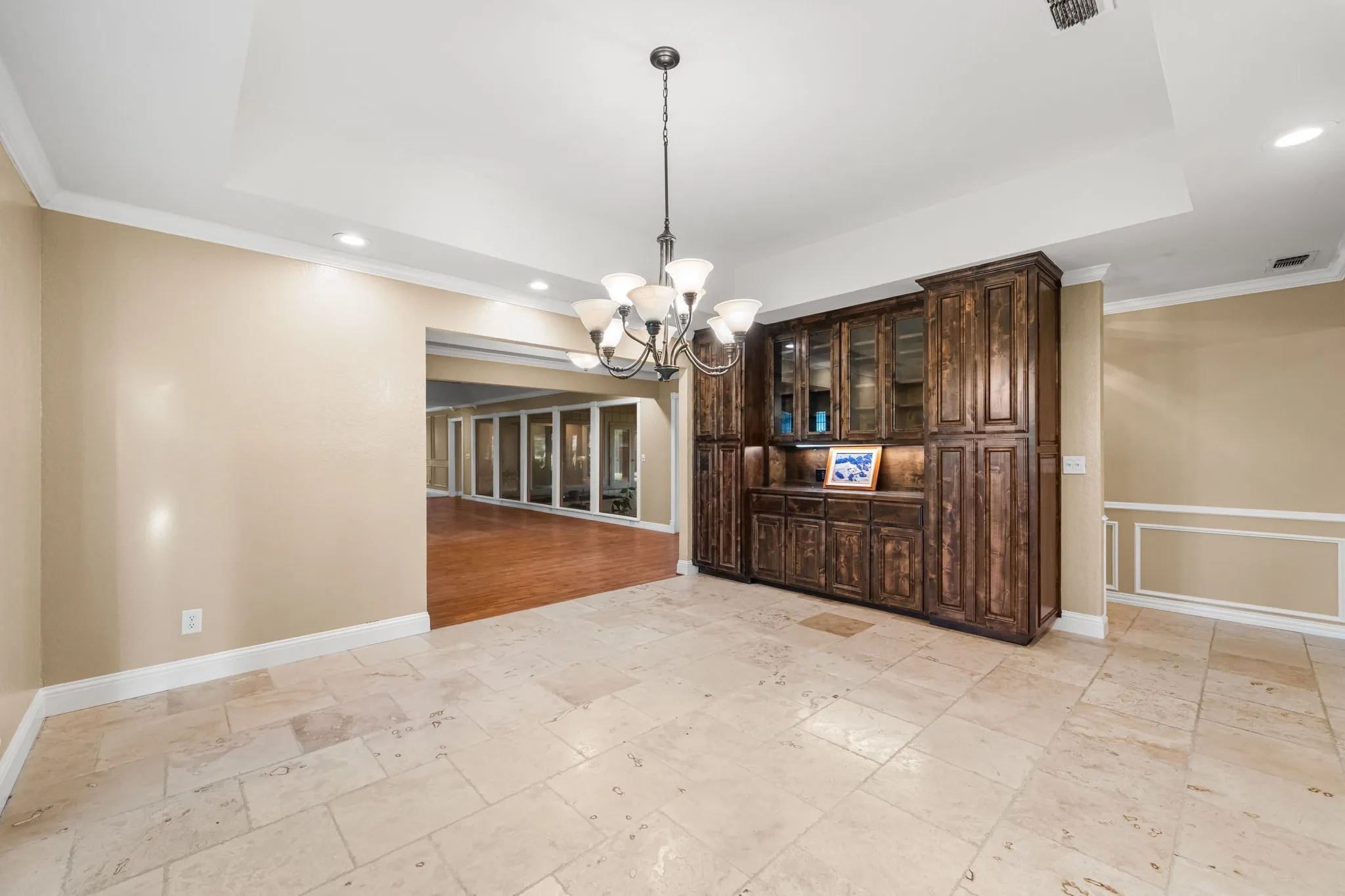Single Family Residence For Sale in Tarrant County , 8920 Martin Drive, North Richland Hills, Texas 76182, 4 Bedrooms, 4 Bathrooms, 2 Garage spaces, 5,230 Sqft, built in 1981, Price $1,999,999, mls#21296655, Real Estate Agent in North Richland Hills, Homes For Sale in Tarrant county, Homes For Sale in North Richland Hills, Realtor in North Richland Hills Texas, Real Estate Brokerage Independent Realty Texas, Luminita Cordes Realtor