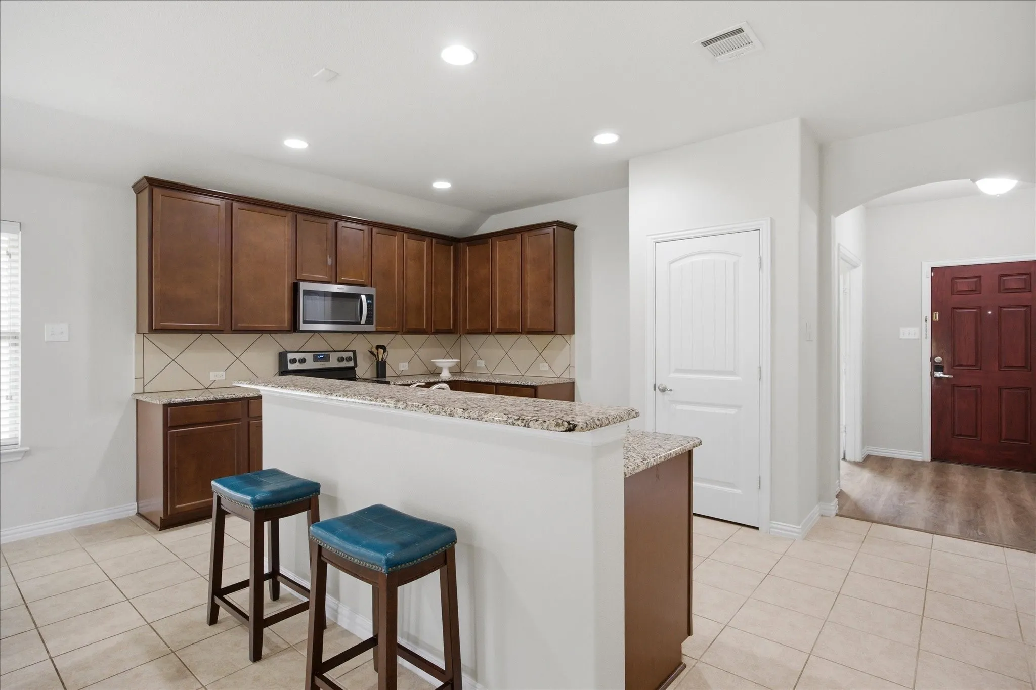 Single Family Residence For Sale in Rockwall County , 149 Pleasant Hill Lane, Fate, Texas 75189, 3 Bedroom, 2 Bathroom, 2 Garage spaces, 1,840 Sqft, built in 2014, mls#21295885, Real Estate Agent in Fate, Homes For Sale in Rockwall county, Homes For Sale in Fate, Realtor in Fate Texas, Real Estate Brokerage Independent Realty Texas, Luminita Cordes Realtor