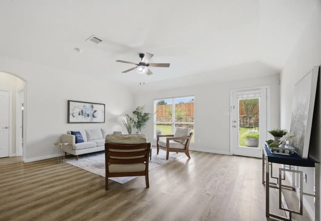 Single Family Residence For Sale in Rockwall County , 149 Pleasant Hill Lane, Fate, Texas 75189, 3 Bedroom, 2 Bathroom, 2 Garage spaces, 1,840 Sqft, built in 2014, mls#21295885, Real Estate Agent in Fate, Homes For Sale in Rockwall county, Homes For Sale in Fate, Realtor in Fate Texas, Real Estate Brokerage Independent Realty Texas, Luminita Cordes Realtor