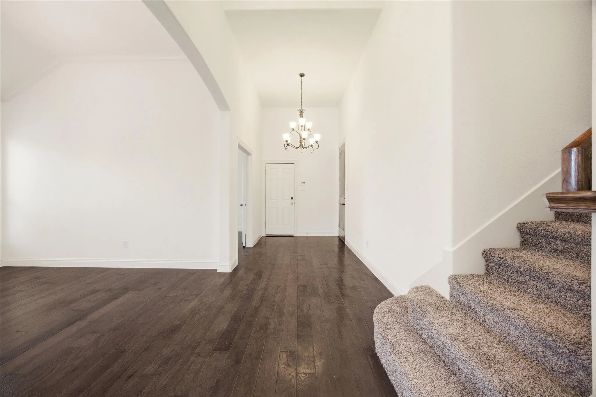 Single Family Residence For Sale in Rockwall County , 3909 Whitman Drive, Rockwall, Texas 75087, 4 Bedroom, 3 Bathroom, 2 Garage spaces, 3,090 Sqft, built in 2018, mls#21296412, Real Estate Agent in Rockwall, Homes For Sale in Rockwall county, Homes For Sale in Rockwall, Realtor in Rockwall Texas, Real Estate Brokerage Independent Realty Texas, Luminita Cordes Realtor