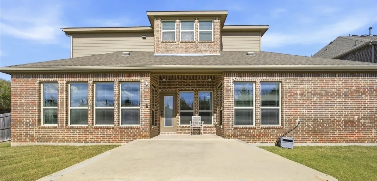Single Family Residence For Sale in Rockwall County , 3909 Whitman Drive, Rockwall, Texas 75087, 4 Bedroom, 3 Bathroom, 2 Garage spaces, 3,090 Sqft, built in 2018, mls#21296412, Real Estate Agent in Rockwall, Homes For Sale in Rockwall county, Homes For Sale in Rockwall, Realtor in Rockwall Texas, Real Estate Brokerage Independent Realty Texas, Luminita Cordes Realtor