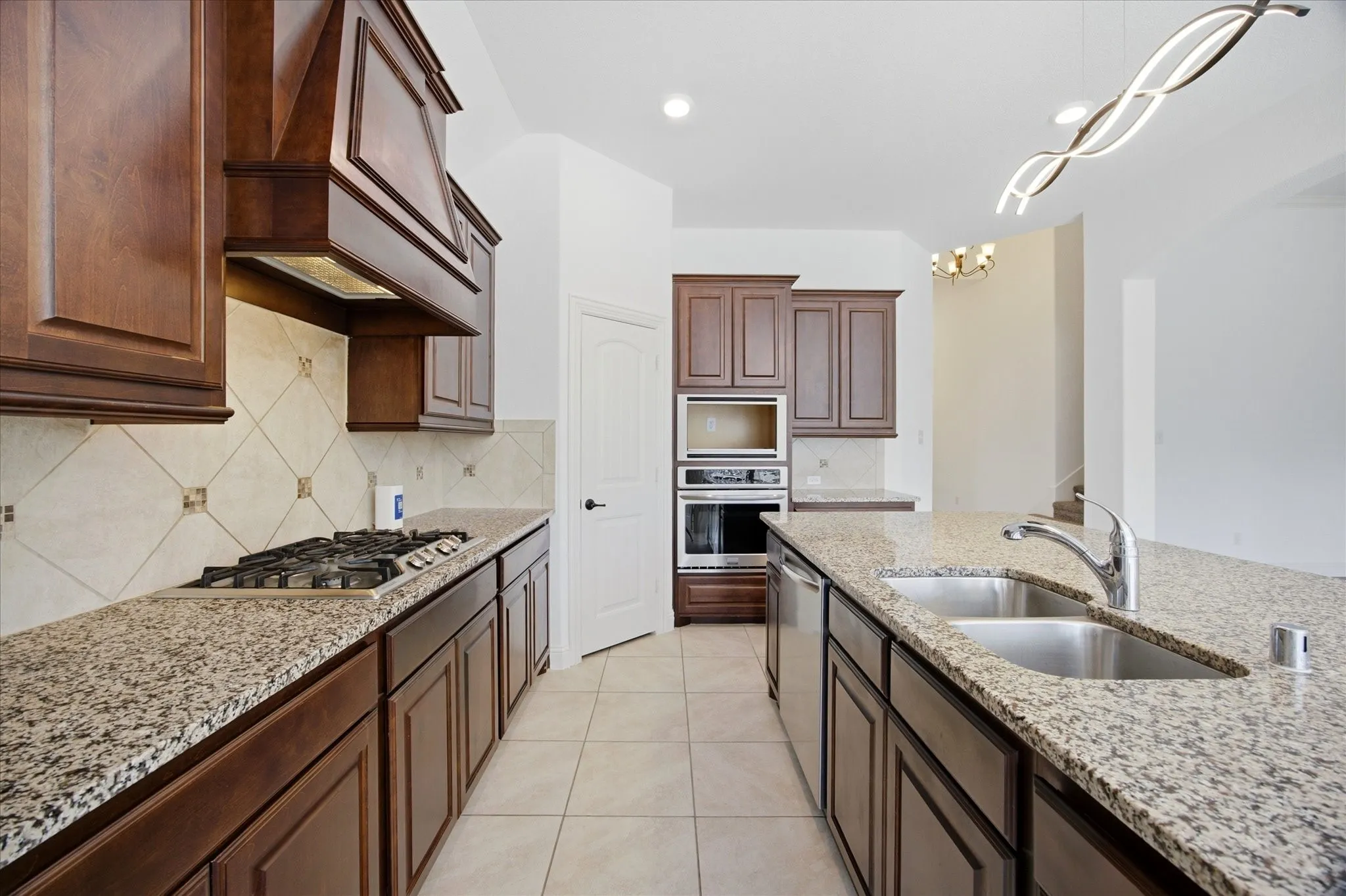 Single Family Residence For Sale in Rockwall County , 3909 Whitman Drive, Rockwall, Texas 75087, 4 Bedroom, 3 Bathroom, 2 Garage spaces, 3,090 Sqft, built in 2018, mls#21296412, Real Estate Agent in Rockwall, Homes For Sale in Rockwall county, Homes For Sale in Rockwall, Realtor in Rockwall Texas, Real Estate Brokerage Independent Realty Texas, Luminita Cordes Realtor
