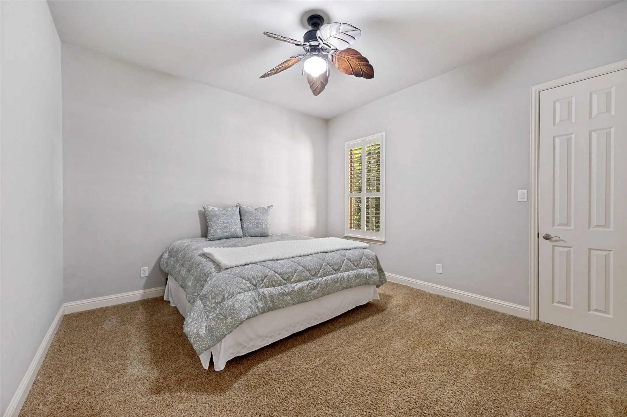 Single Family Residence For Sale in Collin County , 1331 Cedar Springs Drive, Prosper, Texas 75078, 4 Bedroom, 3 Bathroom, 3 Garage spaces, 3,595 Sqft, built in 2005, mls#21298521, Real Estate Agent in Prosper, Homes For Sale in Collin county, Homes For Sale in Prosper, Realtor in Prosper Texas, Real Estate Brokerage Independent Realty Texas, Luminita Cordes Realtor