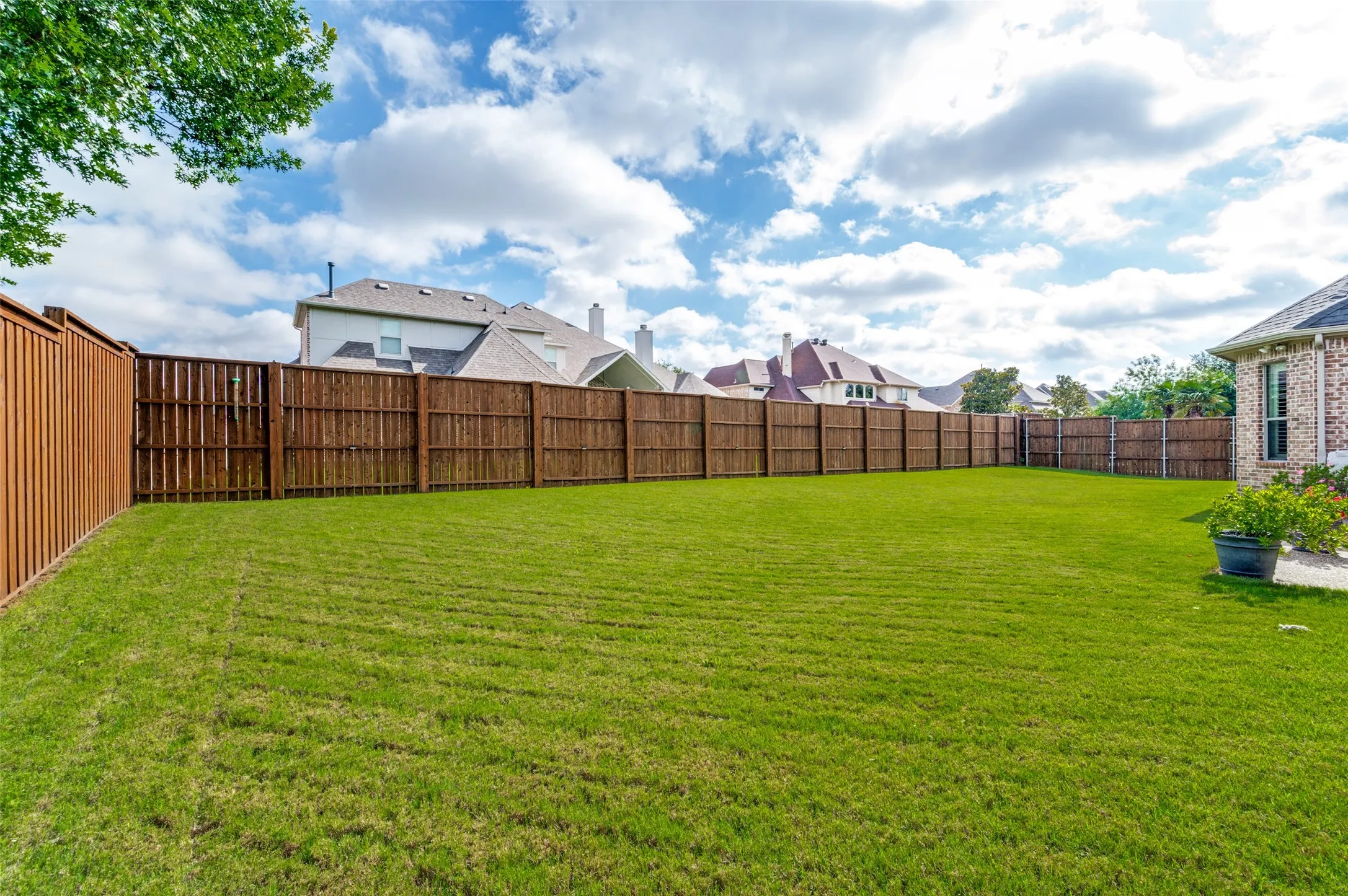 Single Family Residence For Sale in Collin County , 1331 Cedar Springs Drive, Prosper, Texas 75078, 4 Bedroom, 3 Bathroom, 3 Garage spaces, 3,595 Sqft, built in 2005, mls#21298521, Real Estate Agent in Prosper, Homes For Sale in Collin county, Homes For Sale in Prosper, Realtor in Prosper Texas, Real Estate Brokerage Independent Realty Texas, Luminita Cordes Realtor