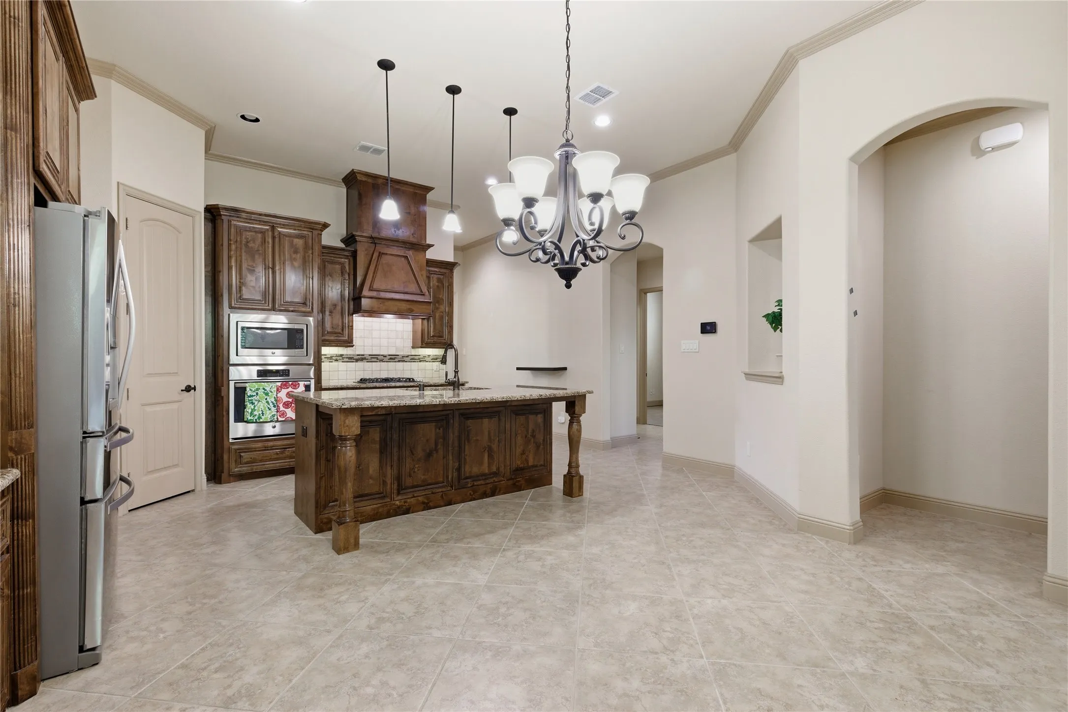 Single Family Residence For Sale in Collin County , 413 Chloe Drive, Allen, Texas 75013, 3 Bedroom, 3 Bathroom, 2 Garage spaces, 2,255 Sqft, built in 2014, mls#21297792, Real Estate Agent in Allen, Homes For Sale in Collin county, Homes For Sale in Allen, Realtor in Allen Texas, Real Estate Brokerage Independent Realty Texas, Luminita Cordes Realtor