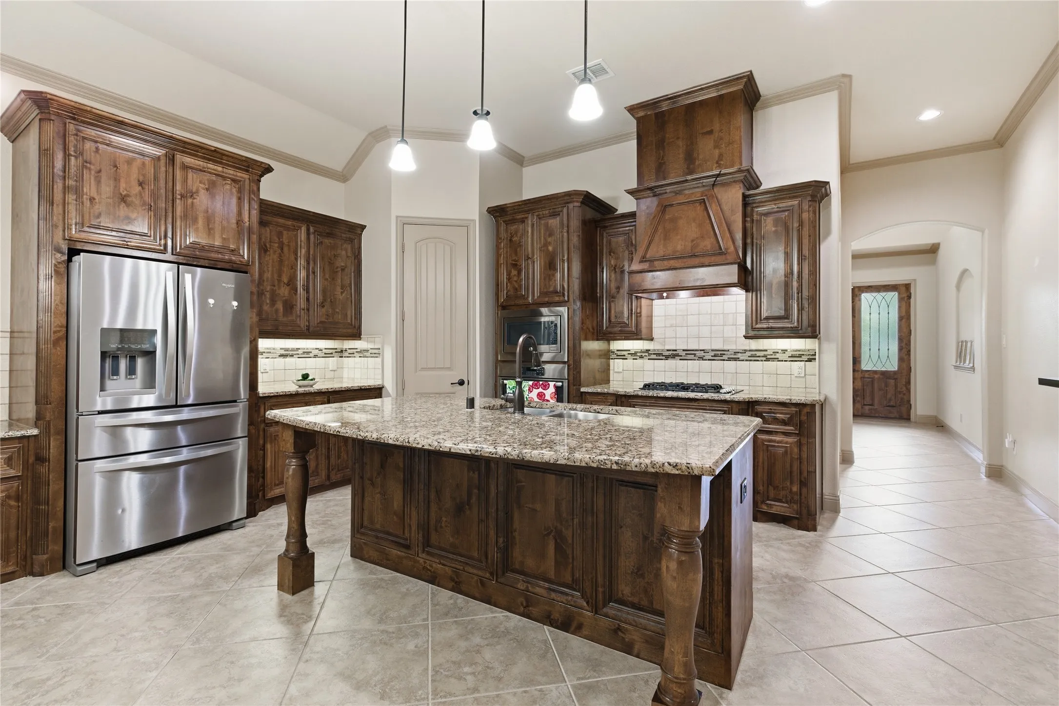 Single Family Residence For Sale in Collin County , 413 Chloe Drive, Allen, Texas 75013, 3 Bedroom, 3 Bathroom, 2 Garage spaces, 2,255 Sqft, built in 2014, mls#21297792, Real Estate Agent in Allen, Homes For Sale in Collin county, Homes For Sale in Allen, Realtor in Allen Texas, Real Estate Brokerage Independent Realty Texas, Luminita Cordes Realtor