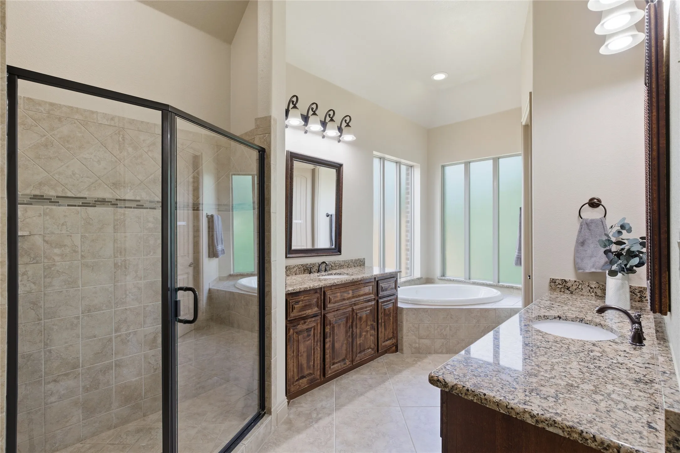 Single Family Residence For Sale in Collin County , 413 Chloe Drive, Allen, Texas 75013, 3 Bedroom, 3 Bathroom, 2 Garage spaces, 2,255 Sqft, built in 2014, mls#21297792, Real Estate Agent in Allen, Homes For Sale in Collin county, Homes For Sale in Allen, Realtor in Allen Texas, Real Estate Brokerage Independent Realty Texas, Luminita Cordes Realtor