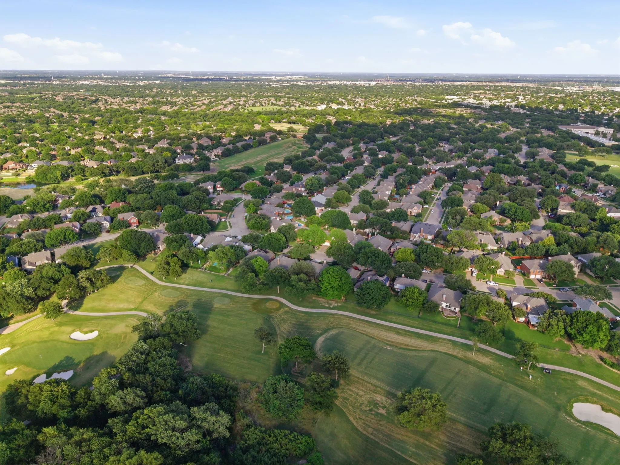 Single Family Residence For Sale in Collin County , 5405 N Briar Ridge Circle, Mc Kinney, Texas 75072, 4 Bedroom, 3 Bathroom, 2 Garage spaces, 2,562 Sqft, built in 1994, mls#21299198, Real Estate Agent in Mc Kinney, Homes For Sale in Collin county, Homes For Sale in Mc Kinney, Realtor in Mc Kinney Texas, Real Estate Brokerage Independent Realty Texas, Luminita Cordes Realtor