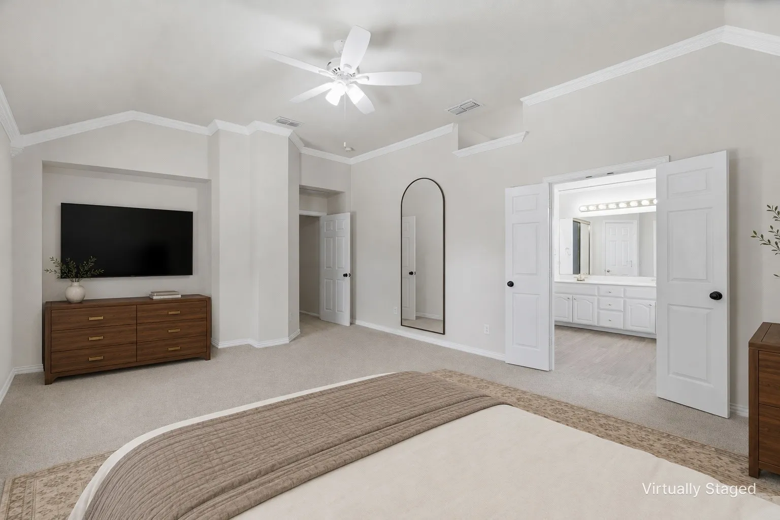 Single Family Residence For Sale in Collin County , 5405 N Briar Ridge Circle, Mc Kinney, Texas 75072, 4 Bedroom, 3 Bathroom, 2 Garage spaces, 2,562 Sqft, built in 1994, mls#21299198, Real Estate Agent in Mc Kinney, Homes For Sale in Collin county, Homes For Sale in Mc Kinney, Realtor in Mc Kinney Texas, Real Estate Brokerage Independent Realty Texas, Luminita Cordes Realtor