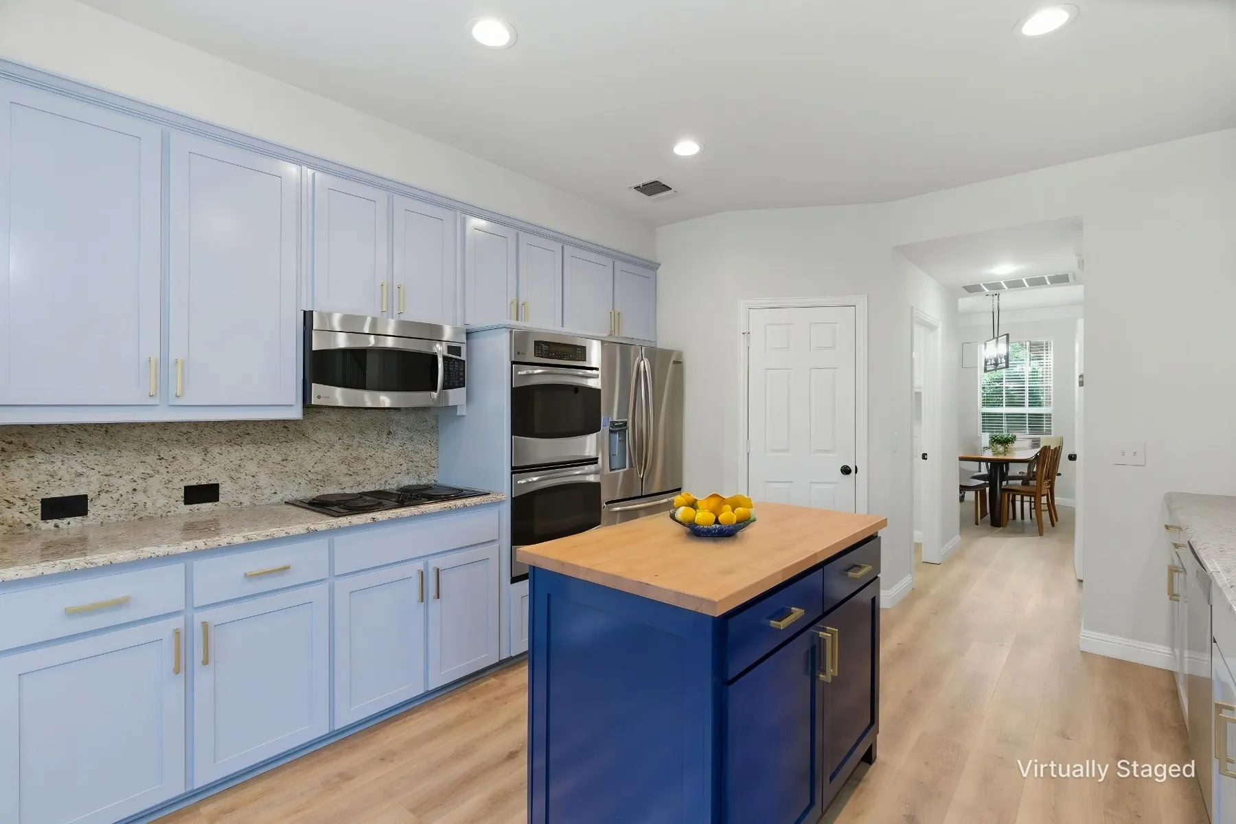 Single Family Residence For Sale in Collin County , 5405 N Briar Ridge Circle, Mc Kinney, Texas 75072, 4 Bedroom, 3 Bathroom, 2 Garage spaces, 2,562 Sqft, built in 1994, mls#21299198, Real Estate Agent in Mc Kinney, Homes For Sale in Collin county, Homes For Sale in Mc Kinney, Realtor in Mc Kinney Texas, Real Estate Brokerage Independent Realty Texas, Luminita Cordes Realtor
