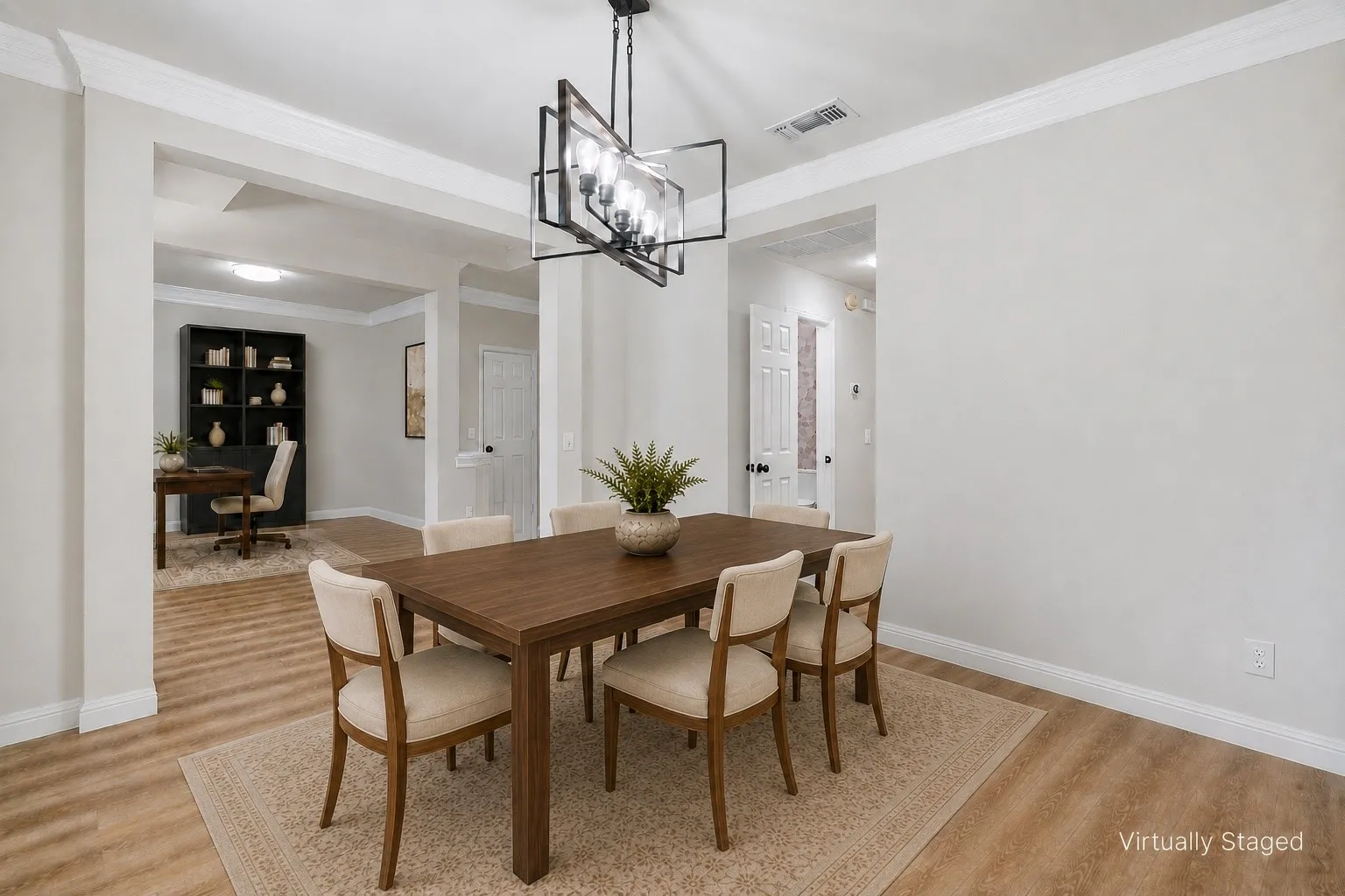 Single Family Residence For Sale in Collin County , 5405 N Briar Ridge Circle, Mc Kinney, Texas 75072, 4 Bedroom, 3 Bathroom, 2 Garage spaces, 2,562 Sqft, built in 1994, mls#21299198, Real Estate Agent in Mc Kinney, Homes For Sale in Collin county, Homes For Sale in Mc Kinney, Realtor in Mc Kinney Texas, Real Estate Brokerage Independent Realty Texas, Luminita Cordes Realtor