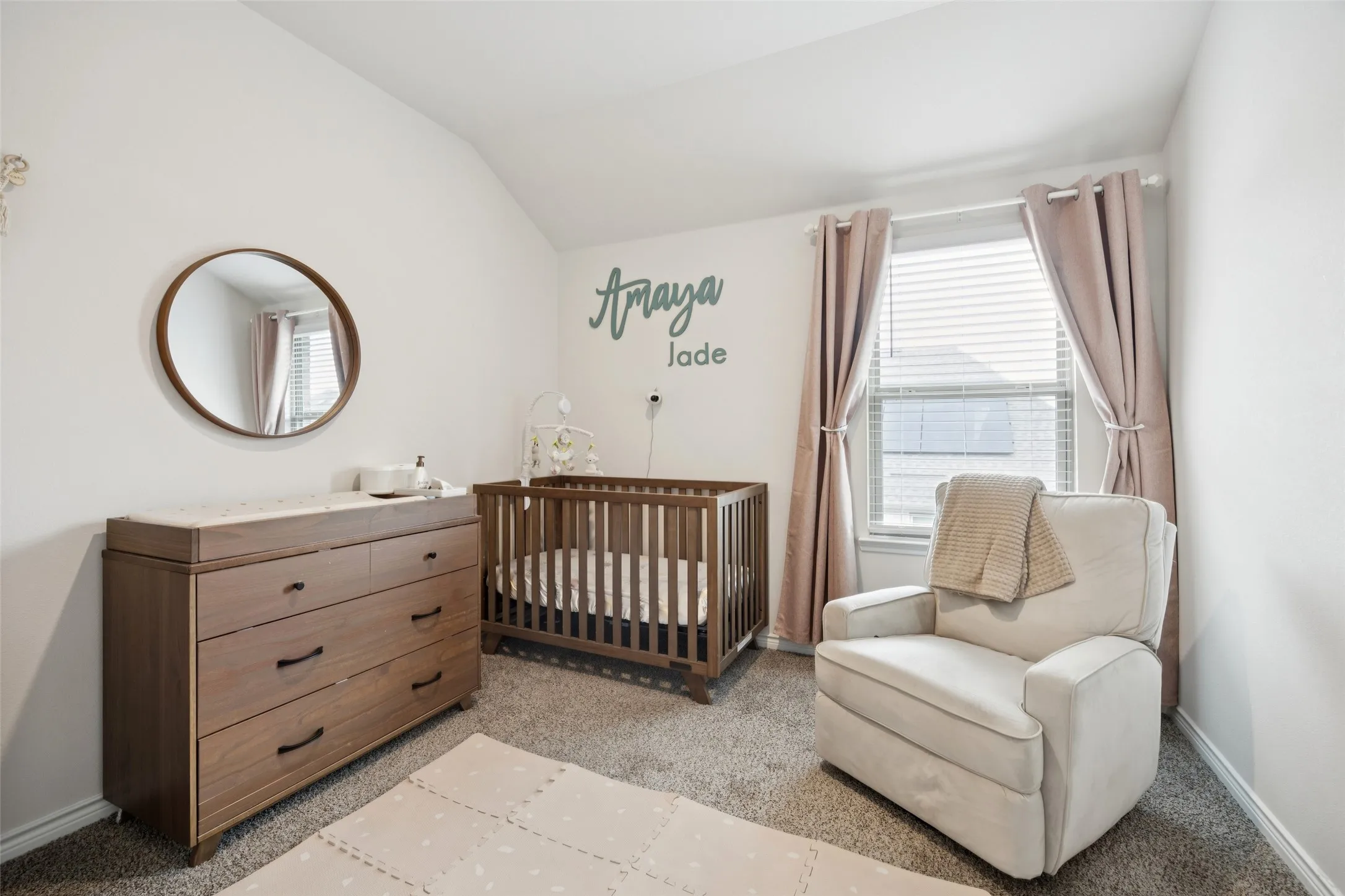 Townhouse For Sale in Dallas County , 2028 Saddle Way, Mesquite, Texas 75149, 3 Bedroom, 3 Bathroom, 2 Garage spaces, 1,737 Sqft, built in 2022, mls#21297254, Real Estate Agent in Mesquite, Homes For Sale in Dallas county, Homes For Sale in Mesquite, Realtor in Mesquite Texas, Real Estate Brokerage Independent Realty Texas, Luminita Cordes Realtor