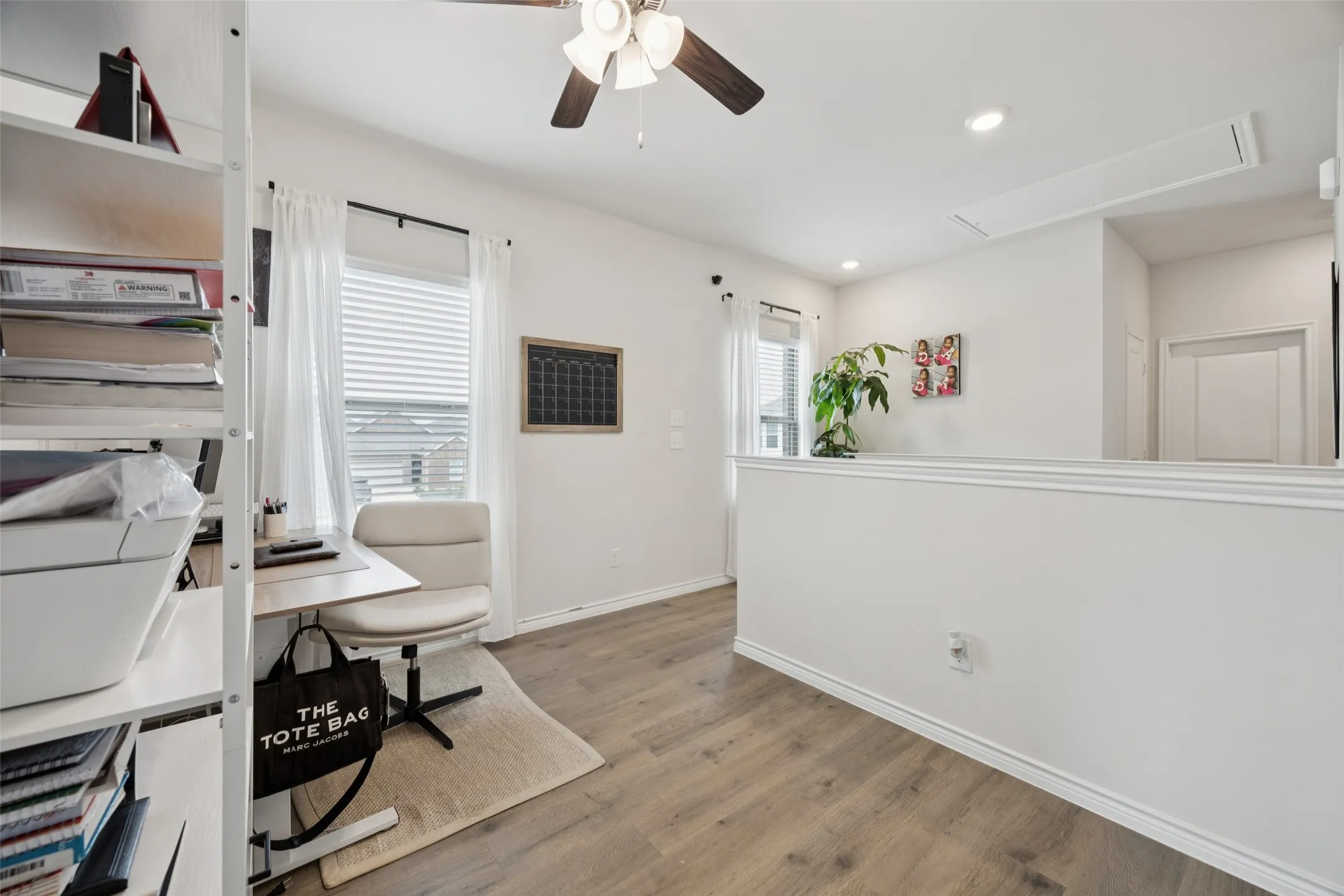 Townhouse For Sale in Dallas County , 2028 Saddle Way, Mesquite, Texas 75149, 3 Bedroom, 3 Bathroom, 2 Garage spaces, 1,737 Sqft, built in 2022, mls#21297254, Real Estate Agent in Mesquite, Homes For Sale in Dallas county, Homes For Sale in Mesquite, Realtor in Mesquite Texas, Real Estate Brokerage Independent Realty Texas, Luminita Cordes Realtor