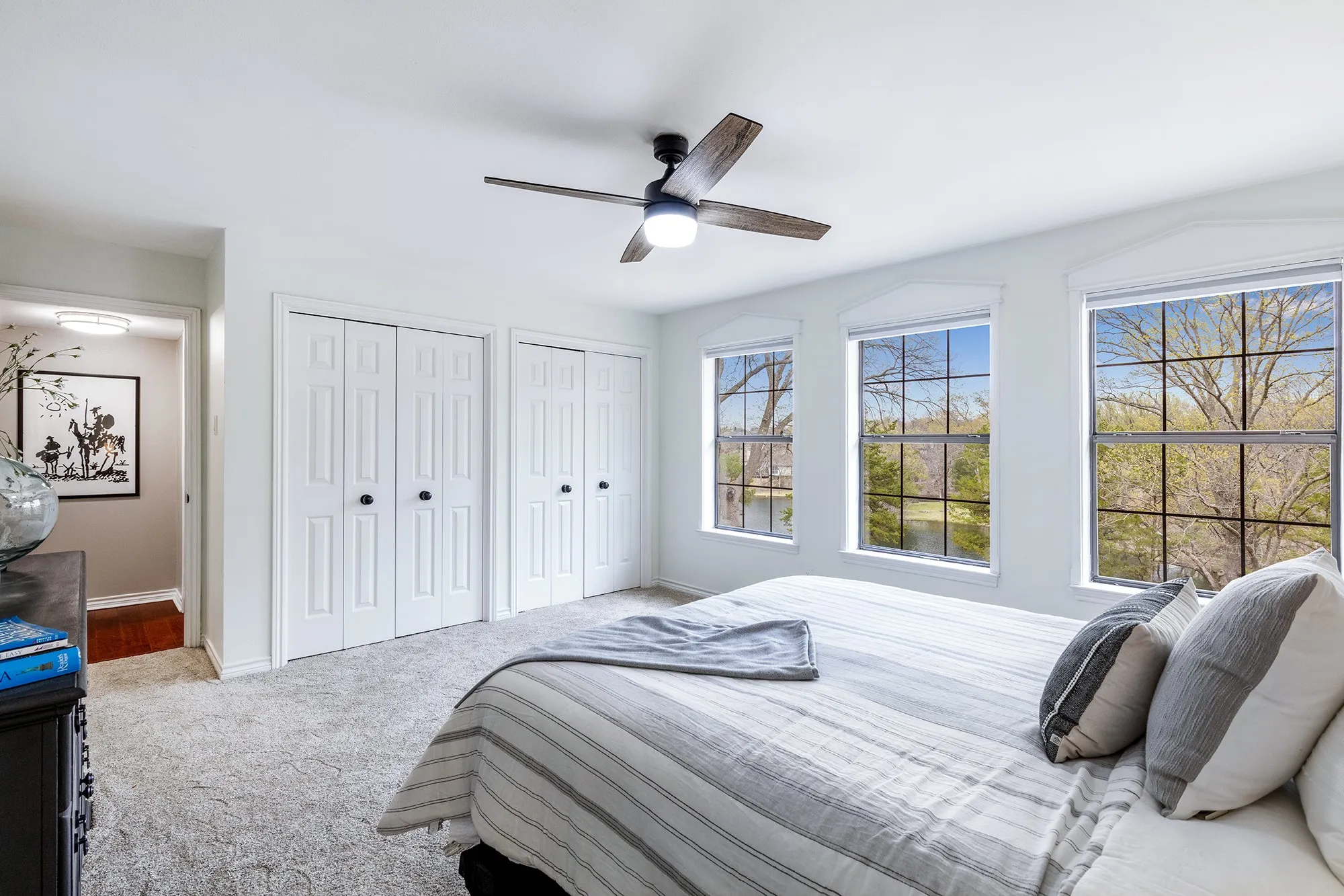 Single Family Residence For Sale in Rockwall County , 204 Sovereign Court, Rockwall, Texas 75032, 4 Bedroom, 4 Bathroom, 2 Garage spaces, 3,063 Sqft, built in 1984, mls#21296699, Real Estate Agent in Rockwall, Homes For Sale in Rockwall county, Homes For Sale in Rockwall, Realtor in Rockwall Texas, Real Estate Brokerage Independent Realty Texas, Luminita Cordes Realtor