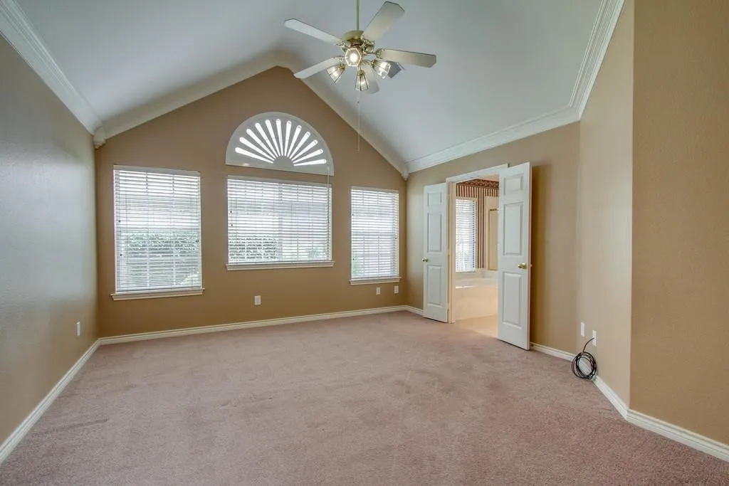 Single Family Residence For Rent in Dallas County , 224 Heatherwood Drive, Irving, Texas 75063, 3 Bedrooms, 3 Bathrooms, 2 Garage spaces, 2,252 Sqft, built in 1997, Price $2,995, mls#21299383, Real Estate Agent in Irving, Homes For Rent in Dallas county, Homes For Rent in Irving, Realtor in Irving Texas, Real Estate Brokerage Independent Realty Texas, Luminita Cordes Realtor