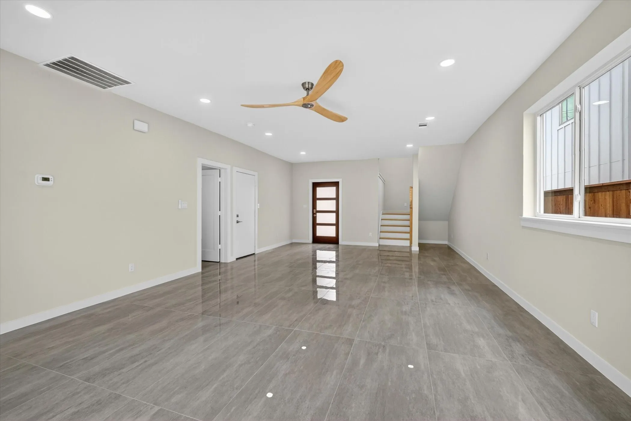Single Family Residence For Sale in Dallas County , 115 Rolston Road, Irving, Texas 75060, 3 Bedroom, 3 Bathroom, 2 Garage spaces, 2,759 Sqft, built in 2024, mls#21297186, Real Estate Agent in Irving, Homes For Sale in Dallas county, Homes For Sale in Irving, Realtor in Irving Texas, Real Estate Brokerage Independent Realty Texas, Luminita Cordes Realtor