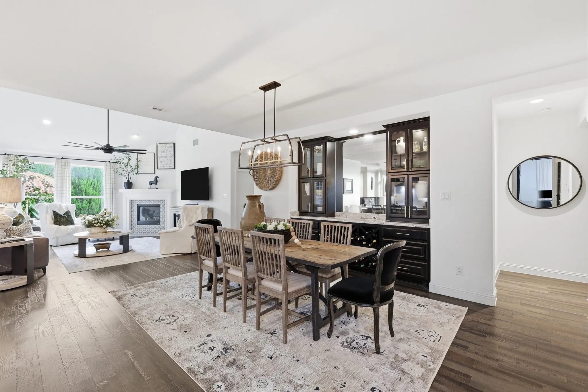 Single Family Residence For Sale in Denton County , 1112 Homestead Way, Argyle, Texas 76226, 4 Bedroom, 3 Bathroom, 2 Garage spaces, 2,969 Sqft, built in 2017, mls#21295343, Real Estate Agent in Argyle, Homes For Sale in Denton county, Homes For Sale in Argyle, Realtor in Argyle Texas, Real Estate Brokerage Independent Realty Texas, Luminita Cordes Realtor