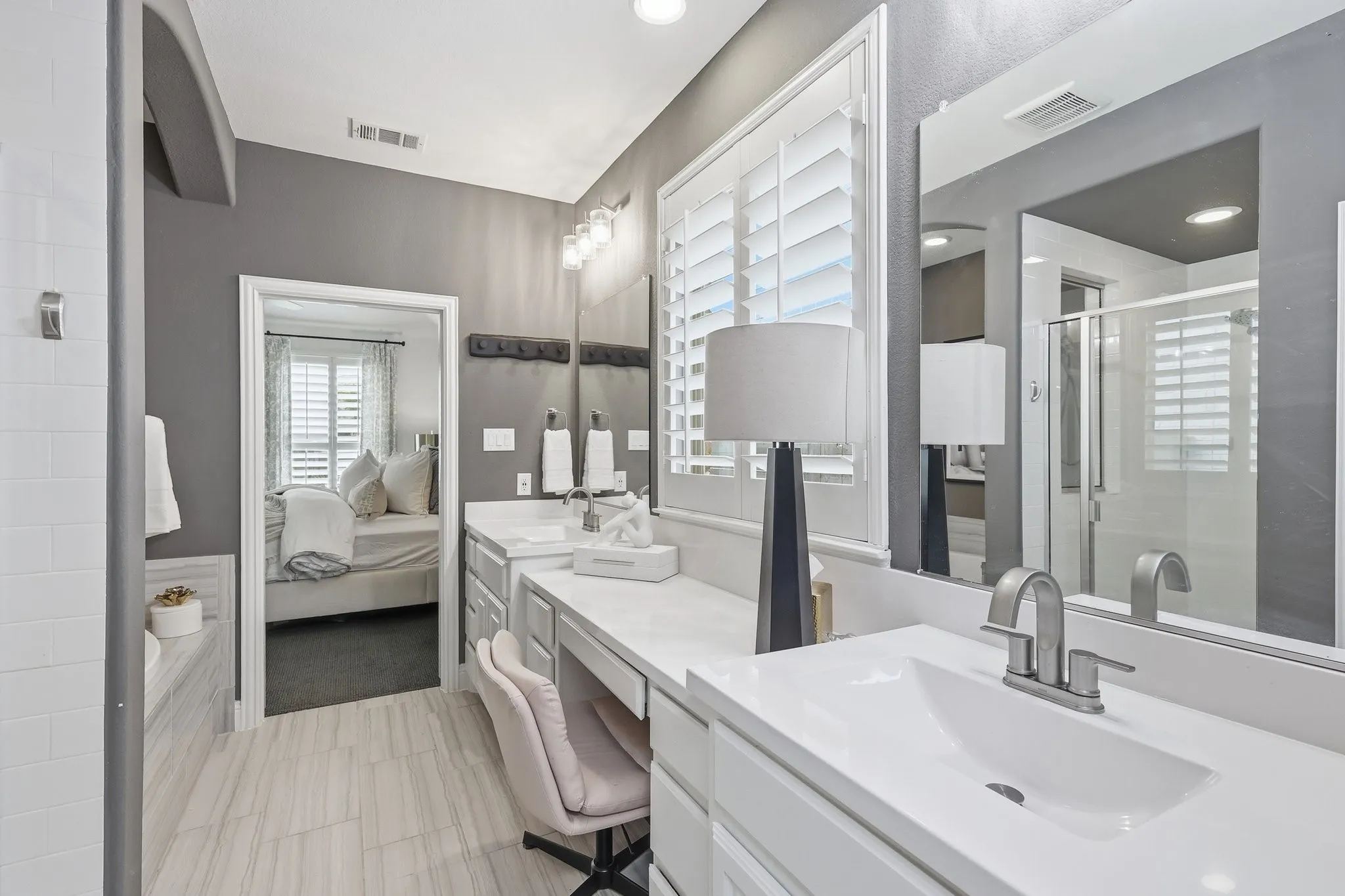 Single Family Residence For Sale in Denton County , 1112 Homestead Way, Argyle, Texas 76226, 4 Bedroom, 3 Bathroom, 2 Garage spaces, 2,969 Sqft, built in 2017, mls#21295343, Real Estate Agent in Argyle, Homes For Sale in Denton county, Homes For Sale in Argyle, Realtor in Argyle Texas, Real Estate Brokerage Independent Realty Texas, Luminita Cordes Realtor