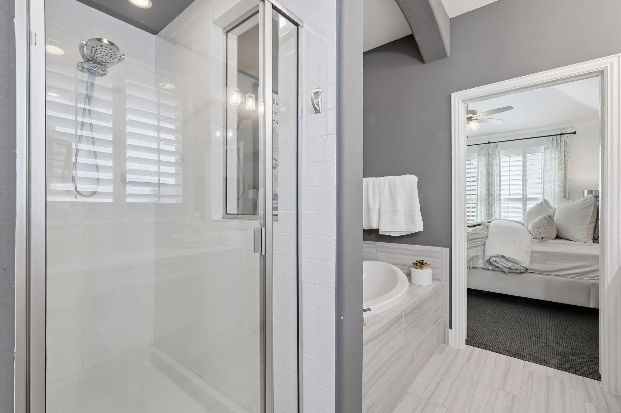 Single Family Residence For Sale in Denton County , 1112 Homestead Way, Argyle, Texas 76226, 4 Bedroom, 3 Bathroom, 2 Garage spaces, 2,969 Sqft, built in 2017, mls#21295343, Real Estate Agent in Argyle, Homes For Sale in Denton county, Homes For Sale in Argyle, Realtor in Argyle Texas, Real Estate Brokerage Independent Realty Texas, Luminita Cordes Realtor