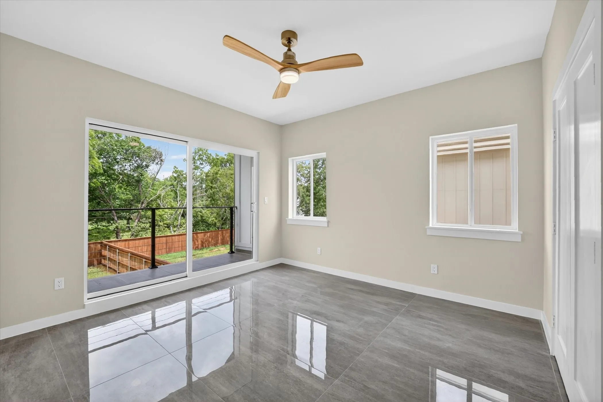 Single Family Residence For Sale in Dallas County , 119 Rolston Road, Irving, Texas 75060, 3 Bedroom, 3 Bathroom, 2 Garage spaces, 3,090 Sqft, built in 2024, mls#21297210, Real Estate Agent in Irving, Homes For Sale in Dallas county, Homes For Sale in Irving, Realtor in Irving Texas, Real Estate Brokerage Independent Realty Texas, Luminita Cordes Realtor