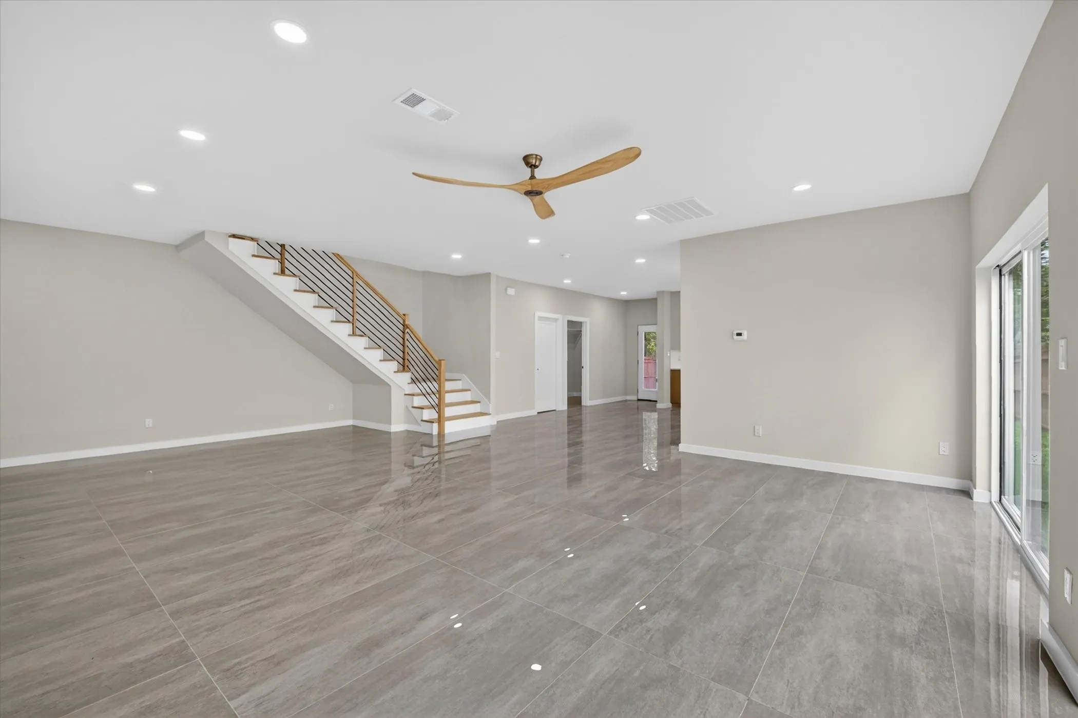 Single Family Residence For Sale in Dallas County , 119 Rolston Road, Irving, Texas 75060, 3 Bedroom, 3 Bathroom, 2 Garage spaces, 3,090 Sqft, built in 2024, mls#21297210, Real Estate Agent in Irving, Homes For Sale in Dallas county, Homes For Sale in Irving, Realtor in Irving Texas, Real Estate Brokerage Independent Realty Texas, Luminita Cordes Realtor