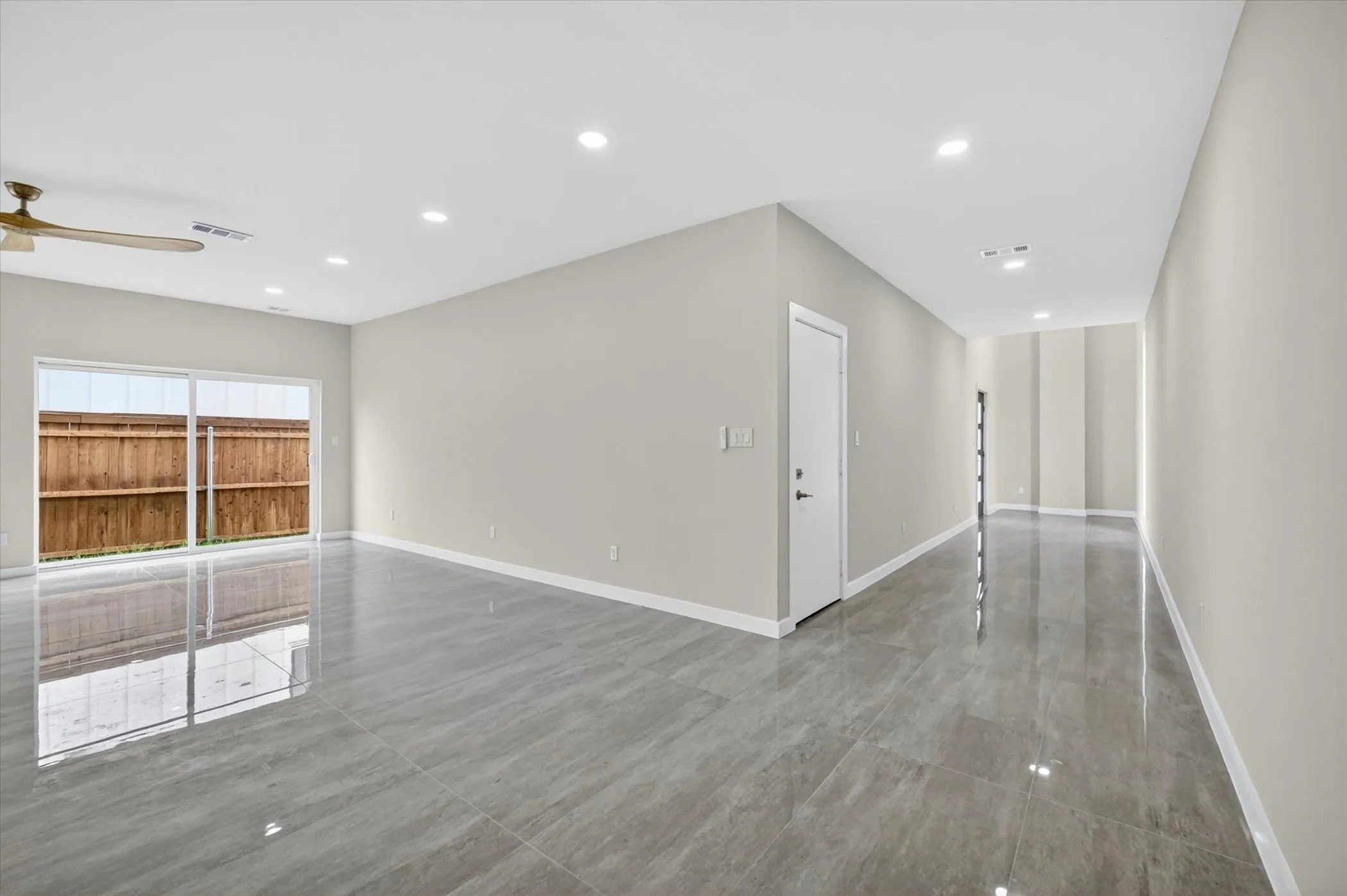 Single Family Residence For Sale in Dallas County , 119 Rolston Road, Irving, Texas 75060, 3 Bedroom, 3 Bathroom, 2 Garage spaces, 3,090 Sqft, built in 2024, mls#21297210, Real Estate Agent in Irving, Homes For Sale in Dallas county, Homes For Sale in Irving, Realtor in Irving Texas, Real Estate Brokerage Independent Realty Texas, Luminita Cordes Realtor