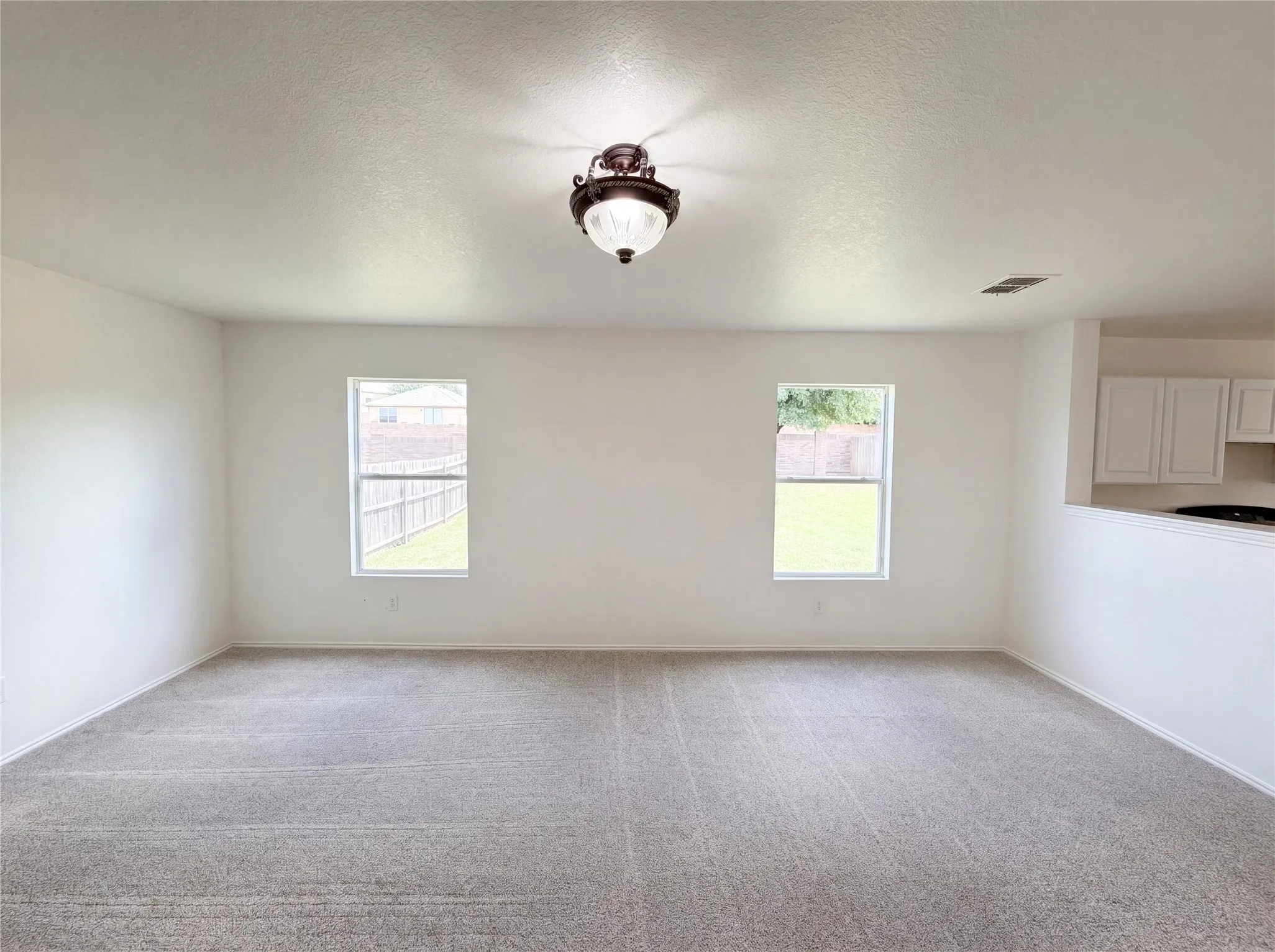 Single Family Residence For Sale in Tarrant County , 773 San Felipe Trail, Fort Worth, Texas 76052, 4 Bedroom, 3 Bathroom, 2 Garage spaces, 2,444 Sqft, built in 2007, mls#21300100, Real Estate Agent in Fort Worth, Homes For Sale in Tarrant county, Homes For Sale in Fort Worth, Realtor in Fort Worth Texas, Real Estate Brokerage Independent Realty Texas, Luminita Cordes Realtor