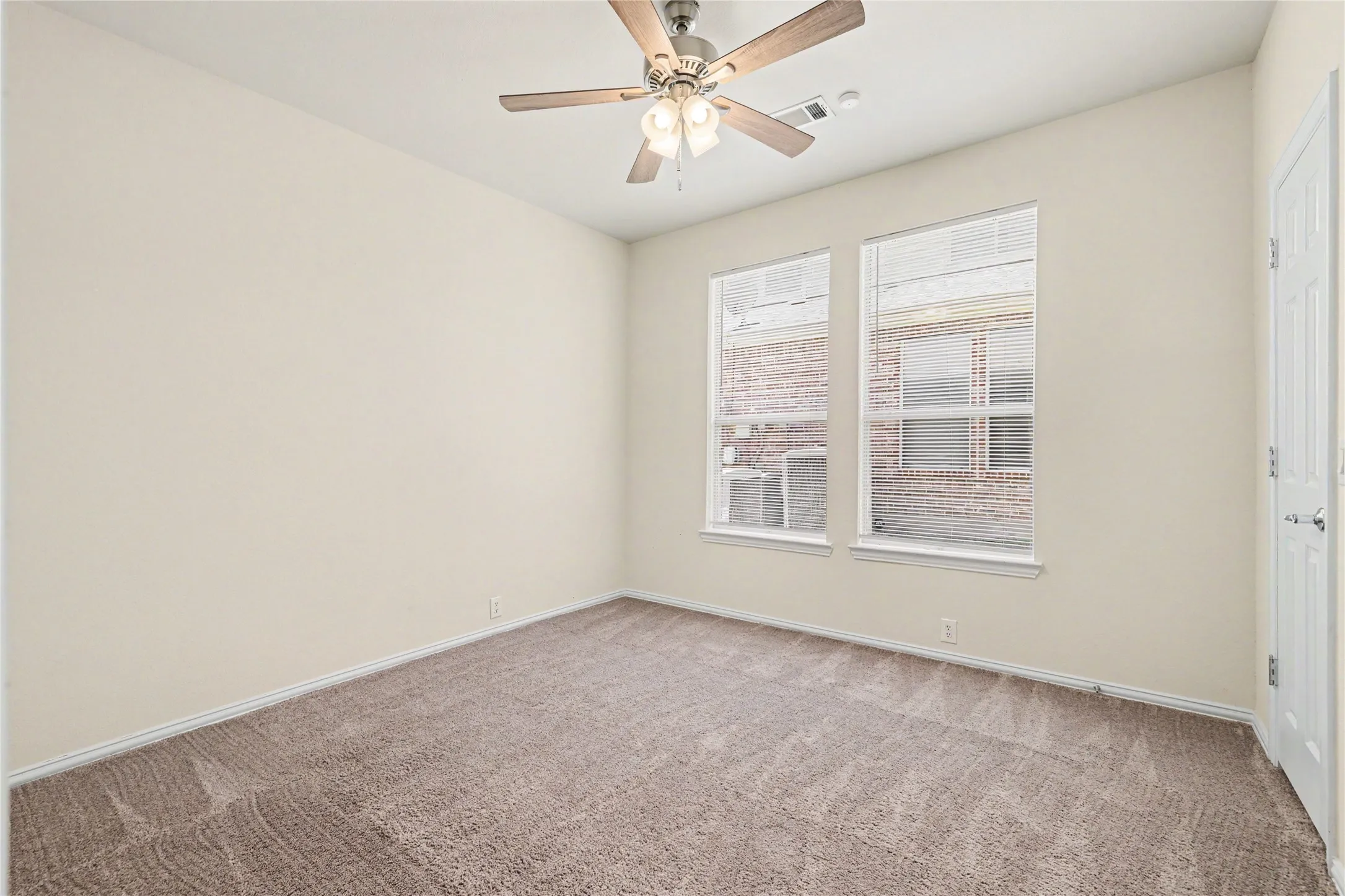 Neutral-toned carpet flooring