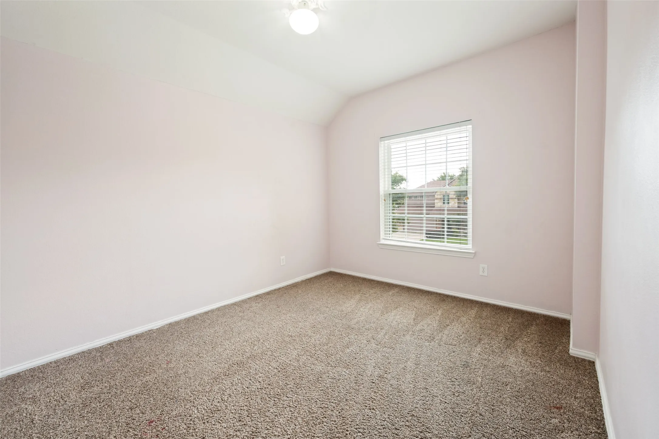 Single Family Residence For Sale in Tarrant County , 411 Rock Meadow Trail, Mansfield, Texas 76063, 4 Bedroom, 3 Bathroom, 2 Garage spaces, 3,298 Sqft, built in 2003, mls#21295693, Real Estate Agent in Mansfield, Homes For Sale in Tarrant county, Homes For Sale in Mansfield, Realtor in Mansfield Texas, Real Estate Brokerage Independent Realty Texas, Luminita Cordes Realtor