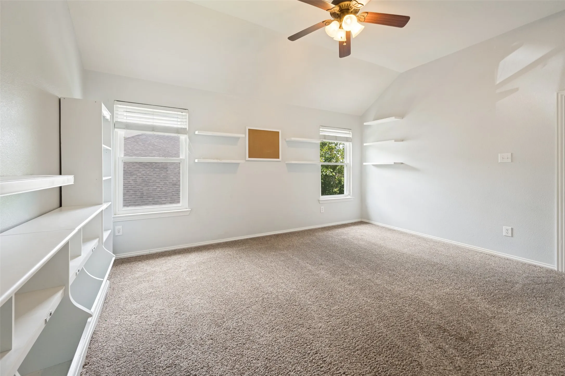 Single Family Residence For Sale in Tarrant County , 411 Rock Meadow Trail, Mansfield, Texas 76063, 4 Bedroom, 3 Bathroom, 2 Garage spaces, 3,298 Sqft, built in 2003, mls#21295693, Real Estate Agent in Mansfield, Homes For Sale in Tarrant county, Homes For Sale in Mansfield, Realtor in Mansfield Texas, Real Estate Brokerage Independent Realty Texas, Luminita Cordes Realtor