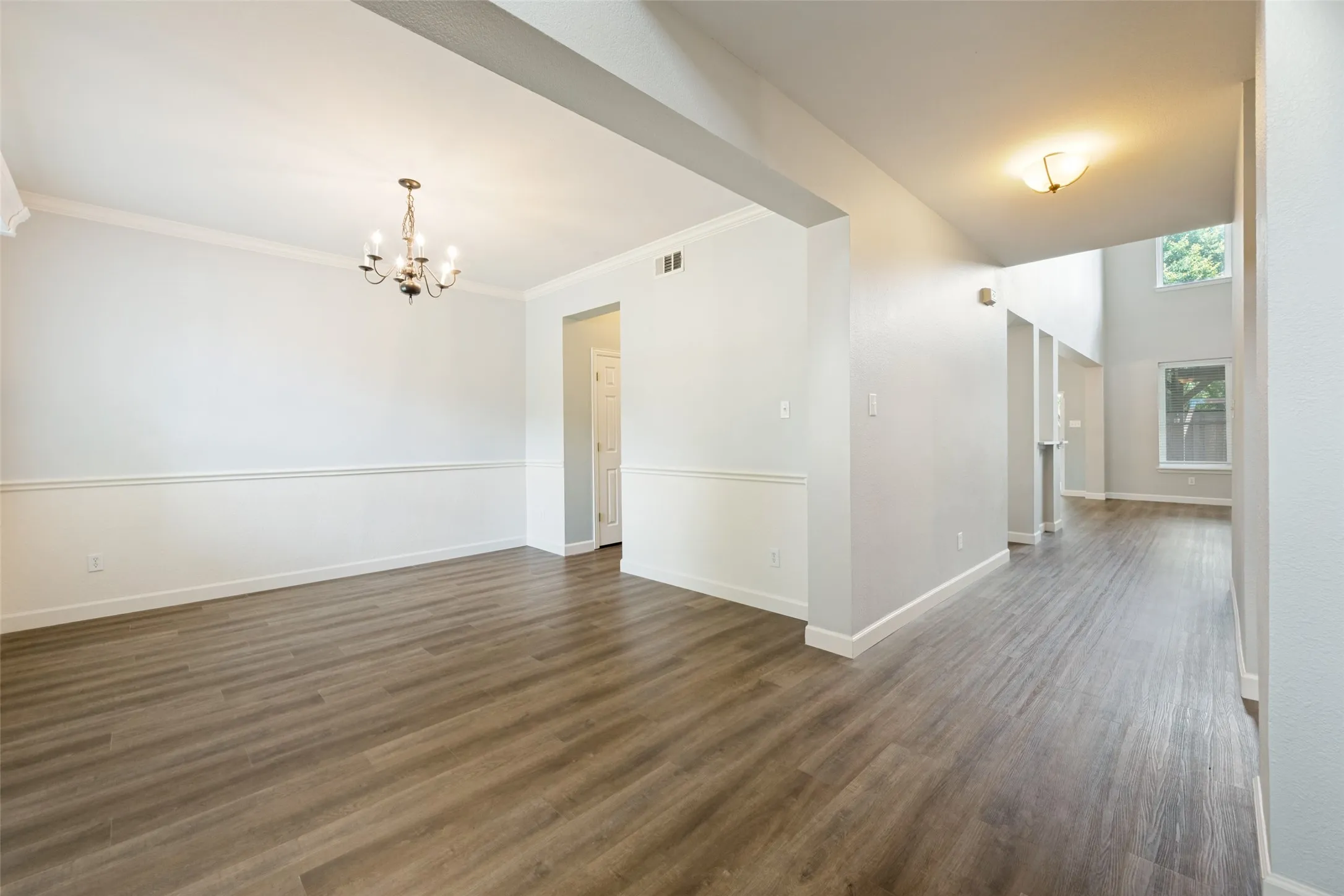 Single Family Residence For Sale in Tarrant County , 411 Rock Meadow Trail, Mansfield, Texas 76063, 4 Bedroom, 3 Bathroom, 2 Garage spaces, 3,298 Sqft, built in 2003, mls#21295693, Real Estate Agent in Mansfield, Homes For Sale in Tarrant county, Homes For Sale in Mansfield, Realtor in Mansfield Texas, Real Estate Brokerage Independent Realty Texas, Luminita Cordes Realtor