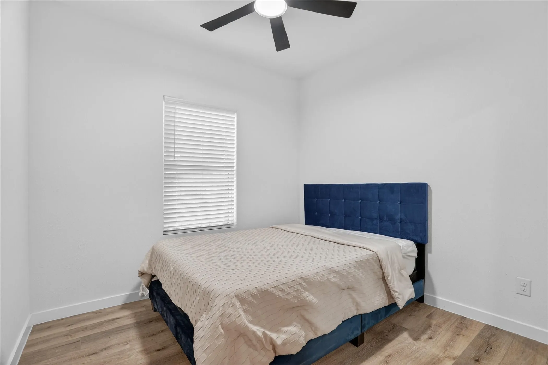 Single Family Residence For Sale in Hood County , 3202 Lowland Drive, Granbury, Texas 76048, 3 Bedroom, 2 Bathroom, 2 Garage spaces, 1,054 Sqft, built in 2024, mls#21300180, Real Estate Agent in Granbury, Homes For Sale in Hood county, Homes For Sale in Granbury, Realtor in Granbury Texas, Real Estate Brokerage Independent Realty Texas, Luminita Cordes Realtor