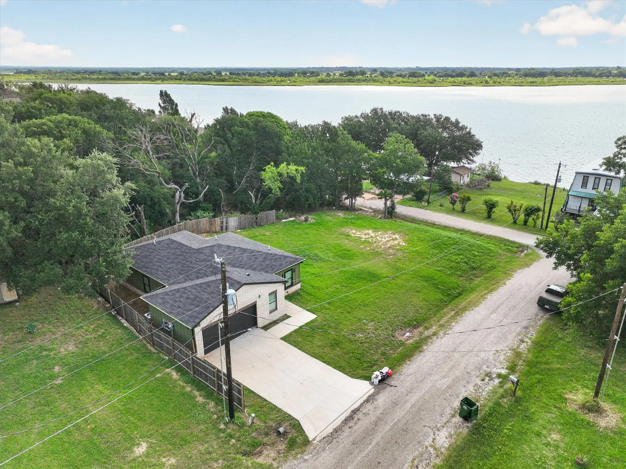 Single Family Residence For Sale in Hood County , 3202 Lowland Drive, Granbury, Texas 76048, 3 Bedroom, 2 Bathroom, 2 Garage spaces, 1,054 Sqft, built in 2024, mls#21300180, Real Estate Agent in Granbury, Homes For Sale in Hood county, Homes For Sale in Granbury, Realtor in Granbury Texas, Real Estate Brokerage Independent Realty Texas, Luminita Cordes Realtor