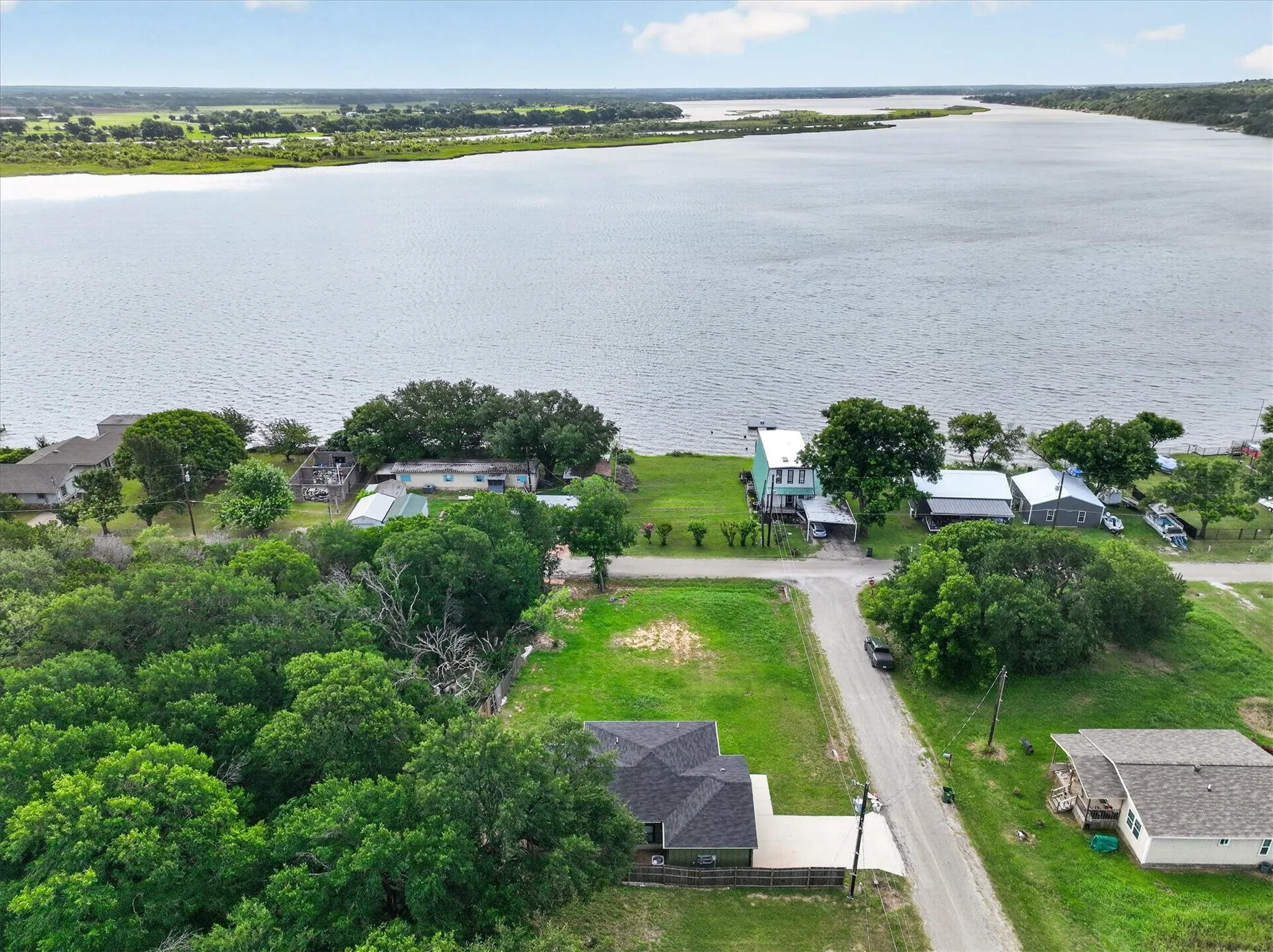 Single Family Residence For Sale in Hood County , 3202 Lowland Drive, Granbury, Texas 76048, 3 Bedroom, 2 Bathroom, 2 Garage spaces, 1,054 Sqft, built in 2024, mls#21300180, Real Estate Agent in Granbury, Homes For Sale in Hood county, Homes For Sale in Granbury, Realtor in Granbury Texas, Real Estate Brokerage Independent Realty Texas, Luminita Cordes Realtor