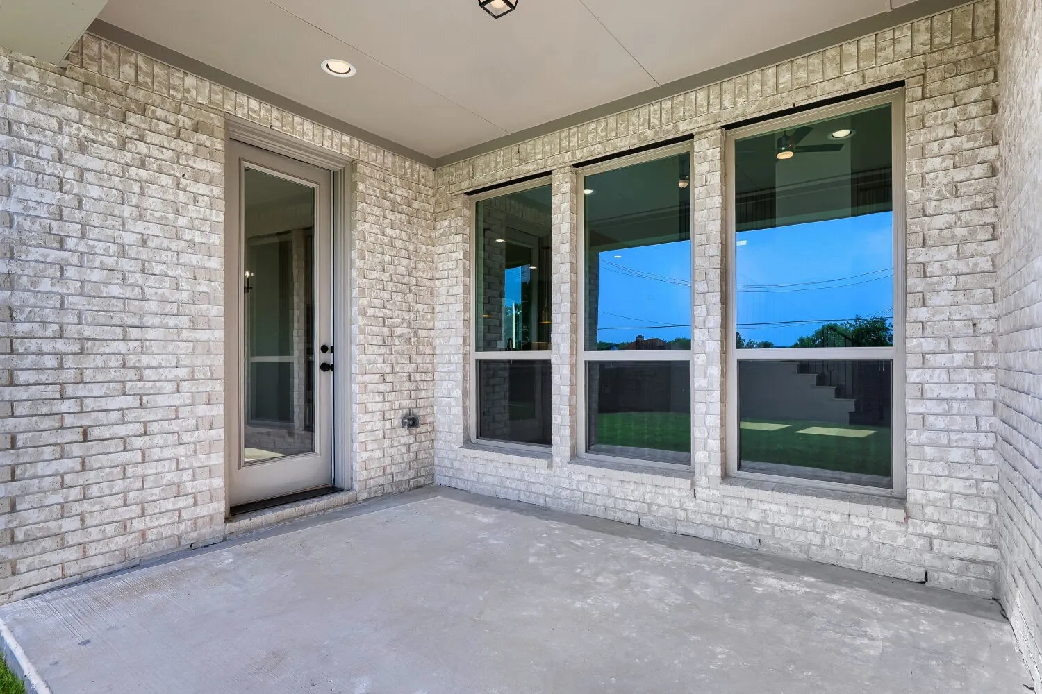 Single Family Residence For Sale in Denton County , 189 Enclave Drive, Lakewood Village, Texas 75068, 5 Bedroom, 5 Bathroom, 2 Garage spaces, 3,341 Sqft, built in 2026, mls#21300183, Real Estate Agent in Lakewood Village, Homes For Sale in Denton county, Homes For Sale in Lakewood Village, Realtor in Lakewood Village Texas, Real Estate Brokerage Independent Realty Texas, Luminita Cordes Realtor