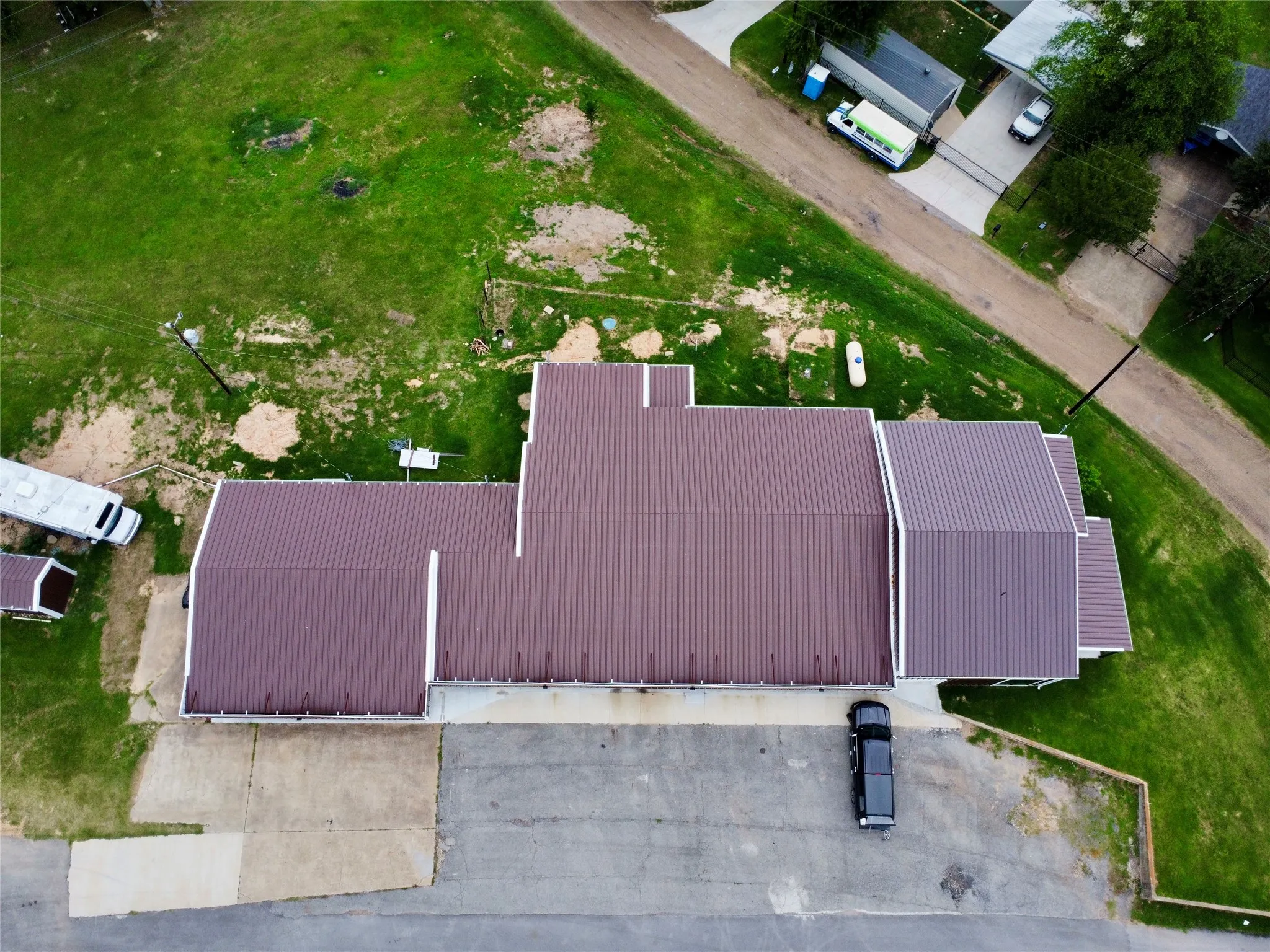 Retail For Rent in Henderson County , 6264 St Hwy 198 1, Mabank, Texas 75156, 0, 0, Garage spaces, 2,302 Sqft, built in 2024, Price $2,877, mls#21299803, Real Estate Agent in Mabank, Homes For Rent in Henderson county, Homes For Rent in Mabank, Realtor in Mabank Texas, Real Estate Brokerage Independent Realty Texas, Luminita Cordes Realtor