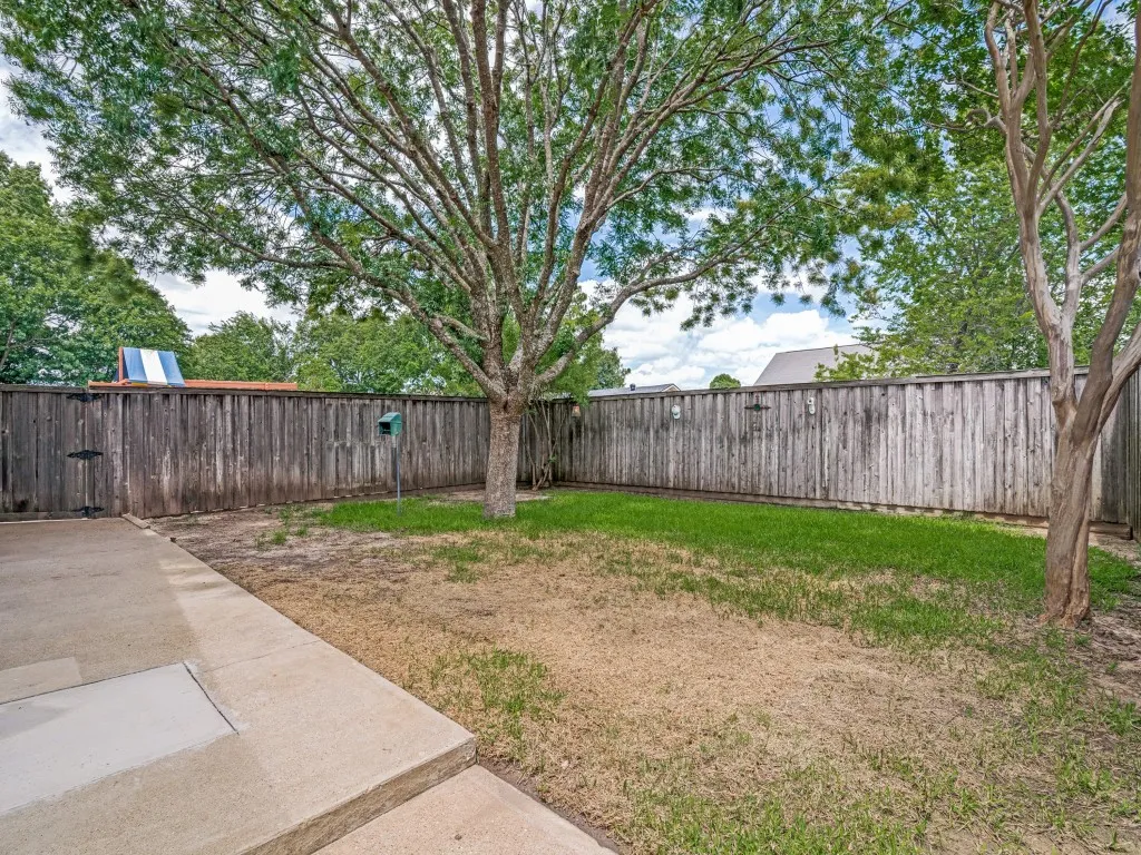 Single Family Residence For Sale in Dallas County , 4504 Palos Verdes Drive, Mesquite, Texas 75150, 4 Bedroom, 2 Bathroom, 2 Garage spaces, 1,897 Sqft, built in 1974, mls#21295216, Real Estate Agent in Mesquite, Homes For Sale in Dallas county, Homes For Sale in Mesquite, Realtor in Mesquite Texas, Real Estate Brokerage Independent Realty Texas, Luminita Cordes Realtor