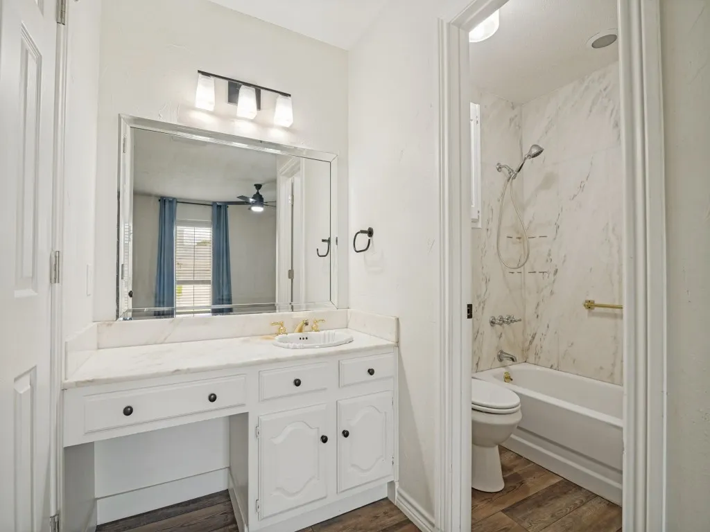 Single Family Residence For Sale in Dallas County , 4504 Palos Verdes Drive, Mesquite, Texas 75150, 4 Bedroom, 2 Bathroom, 2 Garage spaces, 1,897 Sqft, built in 1974, mls#21295216, Real Estate Agent in Mesquite, Homes For Sale in Dallas county, Homes For Sale in Mesquite, Realtor in Mesquite Texas, Real Estate Brokerage Independent Realty Texas, Luminita Cordes Realtor