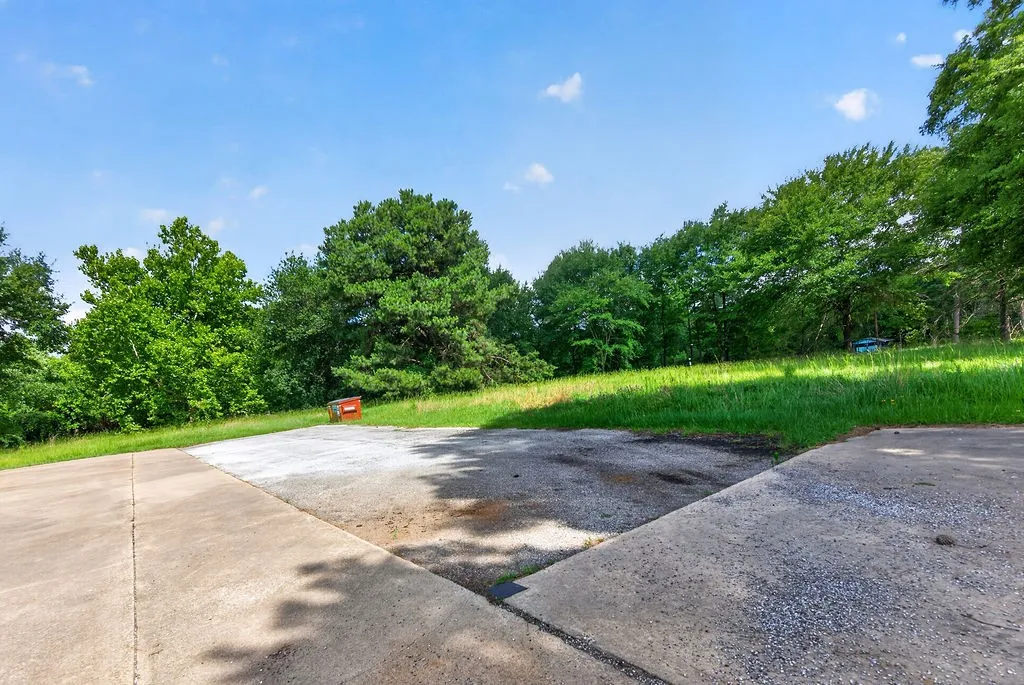 Office For Sale in Henderson County , 8351 County Road 3506 Hwy 155, Frankston, Texas 75763, 0, 0, Garage spaces, 0 Sqft, built in 2000, mls#21300198, Real Estate Agent in Frankston, Homes For Sale in Henderson county, Homes For Sale in Frankston, Realtor in Frankston Texas, Real Estate Brokerage Independent Realty Texas, Luminita Cordes Realtor