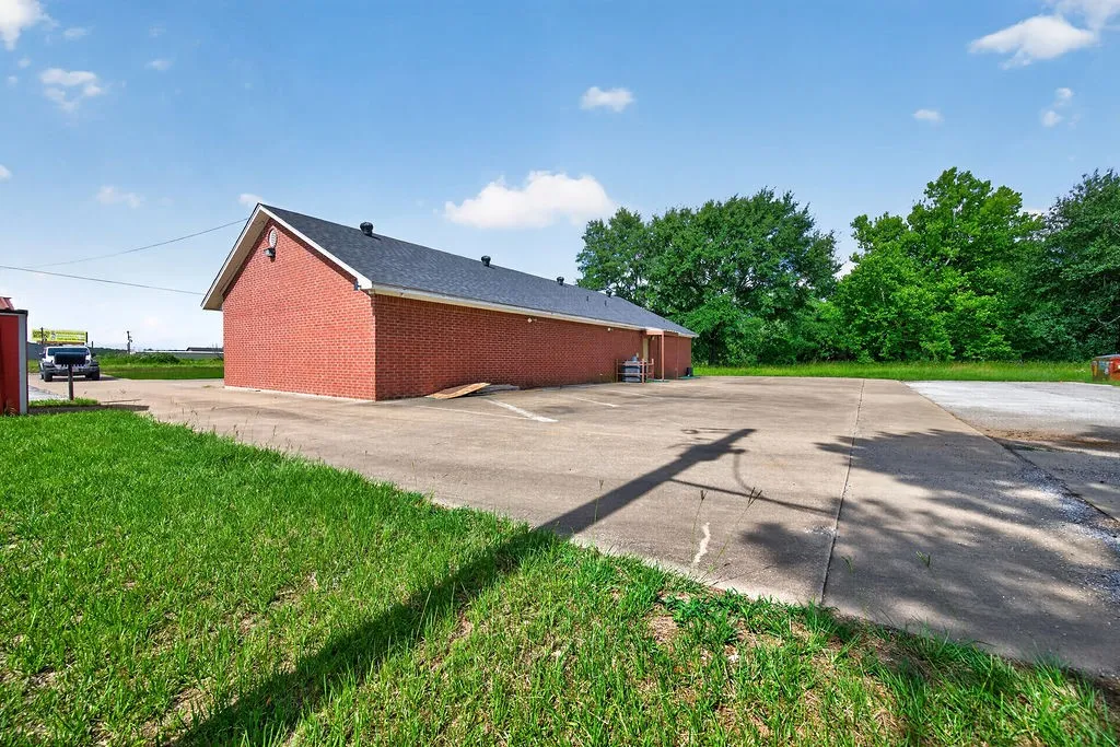 Office For Sale in Henderson County , 8351 County Road 3506 Hwy 155, Frankston, Texas 75763, 0, 0, Garage spaces, 0 Sqft, built in 2000, mls#21300198, Real Estate Agent in Frankston, Homes For Sale in Henderson county, Homes For Sale in Frankston, Realtor in Frankston Texas, Real Estate Brokerage Independent Realty Texas, Luminita Cordes Realtor