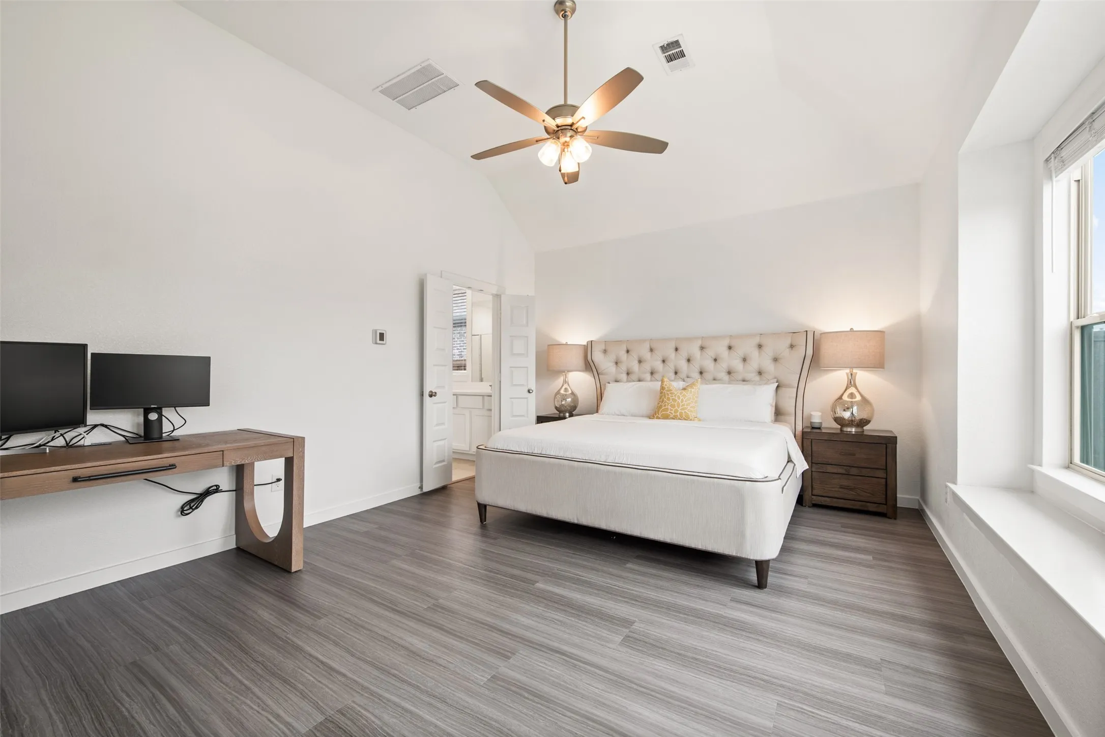 Single Family Residence For Sale in Denton County , 1316 Friesian Lane, Aubrey, Texas 76227, 4 Bedroom, 3 Bathroom, 2 Garage spaces, 1,942 Sqft, built in 2020, mls#21299577, Real Estate Agent in Aubrey, Homes For Sale in Denton county, Homes For Sale in Aubrey, Realtor in Aubrey Texas, Real Estate Brokerage Independent Realty Texas, Luminita Cordes Realtor