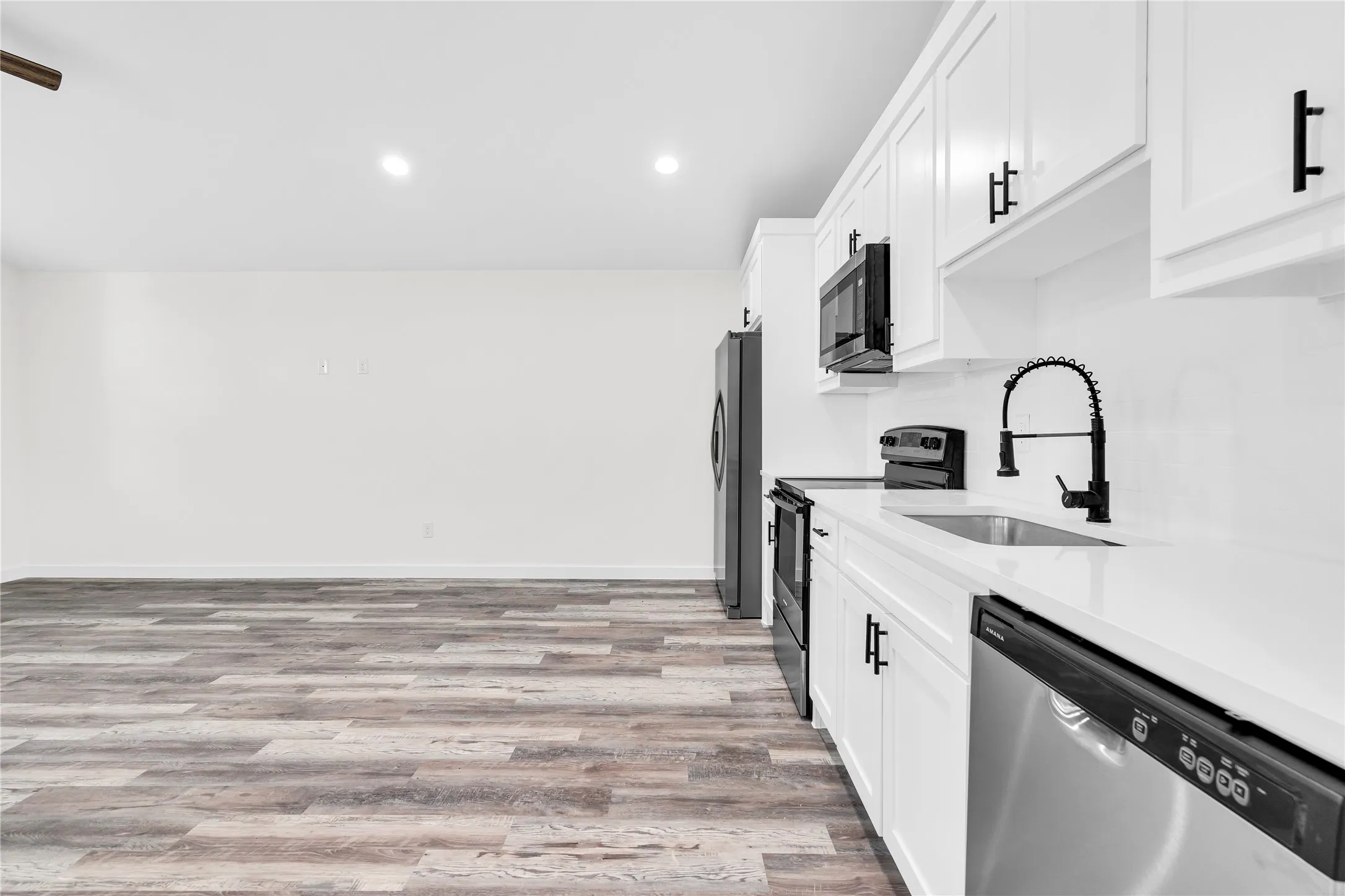 Duplex For Rent in Hunt County , 2212 Church Street A, Greenville, Texas 75401, 3 Bedroom, 2 Bathroom, Garage spaces, 1,254 Sqft, built in 2023, mls#21295153, Real Estate Agent in Greenville, Homes For Rent in Hunt county, Homes For Rent in Greenville, Realtor in Greenville Texas, Real Estate Brokerage Independent Realty Texas, Luminita Cordes Realtor
