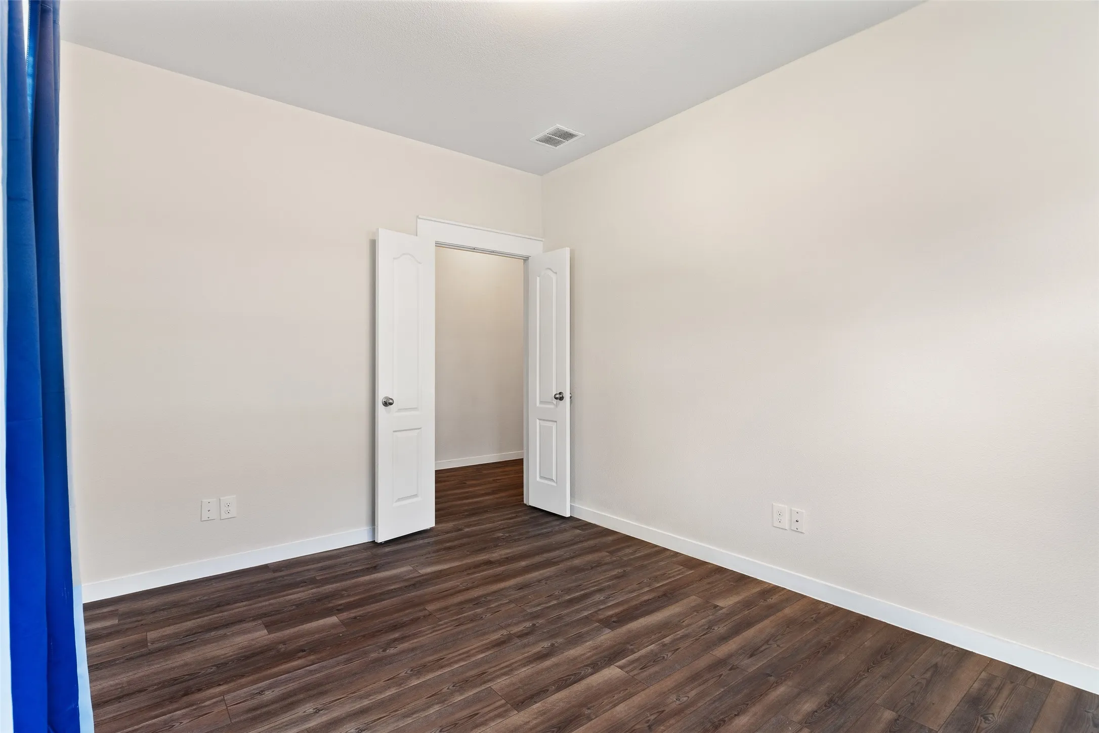 Single Family Residence For Sale in Kaufman County , 5817 Melville Lane, Forney, Texas 75126, 4 Bedroom, 2 Bathroom, 2 Garage spaces, 2,025 Sqft, built in 2020, mls#21295687, Real Estate Agent in Forney, Homes For Sale in Kaufman county, Homes For Sale in Forney, Realtor in Forney Texas, Real Estate Brokerage Independent Realty Texas, Luminita Cordes Realtor