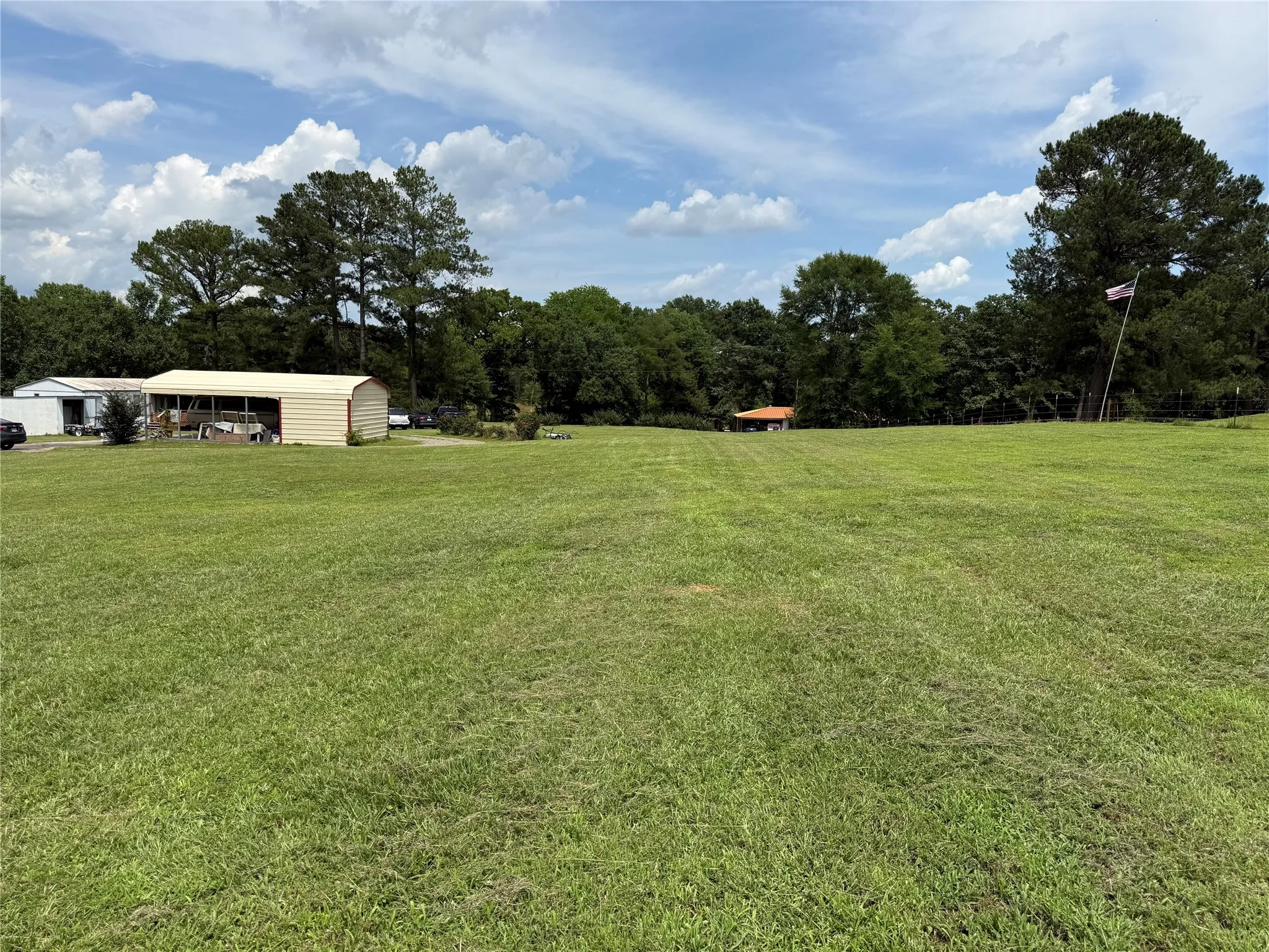 Single Family Residence For Sale in Cherokee County , 276 CR 3201, Jacksonville, Texas 75766, 3 Bedroom, 2 Bathroom, 2 Garage spaces, 1,832 Sqft, built in 1997, mls#21300187, Real Estate Agent in Jacksonville, Homes For Sale in Cherokee county, Homes For Sale in Jacksonville, Realtor in Jacksonville Texas, Real Estate Brokerage Independent Realty Texas, Luminita Cordes Realtor