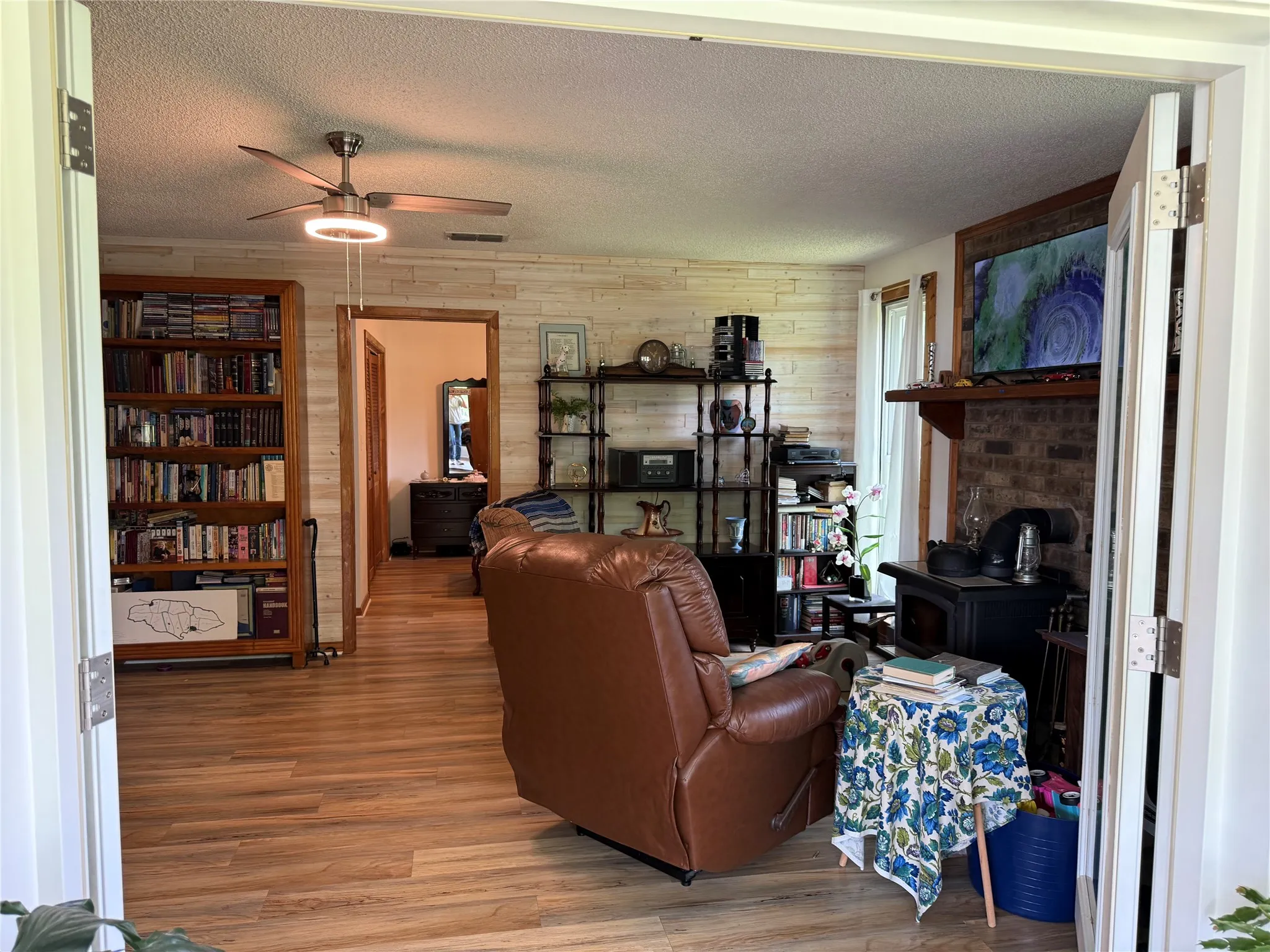 Single Family Residence For Sale in Cherokee County , 276 CR 3201, Jacksonville, Texas 75766, 3 Bedroom, 2 Bathroom, 2 Garage spaces, 1,832 Sqft, built in 1997, mls#21300187, Real Estate Agent in Jacksonville, Homes For Sale in Cherokee county, Homes For Sale in Jacksonville, Realtor in Jacksonville Texas, Real Estate Brokerage Independent Realty Texas, Luminita Cordes Realtor
