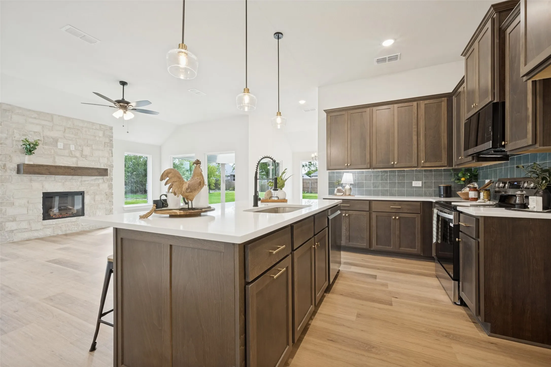 Single Family Residence For Sale in Cooke County , 200 Clay Ranch, Valley View, Texas 76272, 3 Bedroom, 2 Bathroom, 3 Garage spaces, 1,839 Sqft, built in 2026, mls#21300214, Real Estate Agent in Valley View, Homes For Sale in Cooke county, Homes For Sale in Valley View, Realtor in Valley View Texas, Real Estate Brokerage Independent Realty Texas, Luminita Cordes Realtor