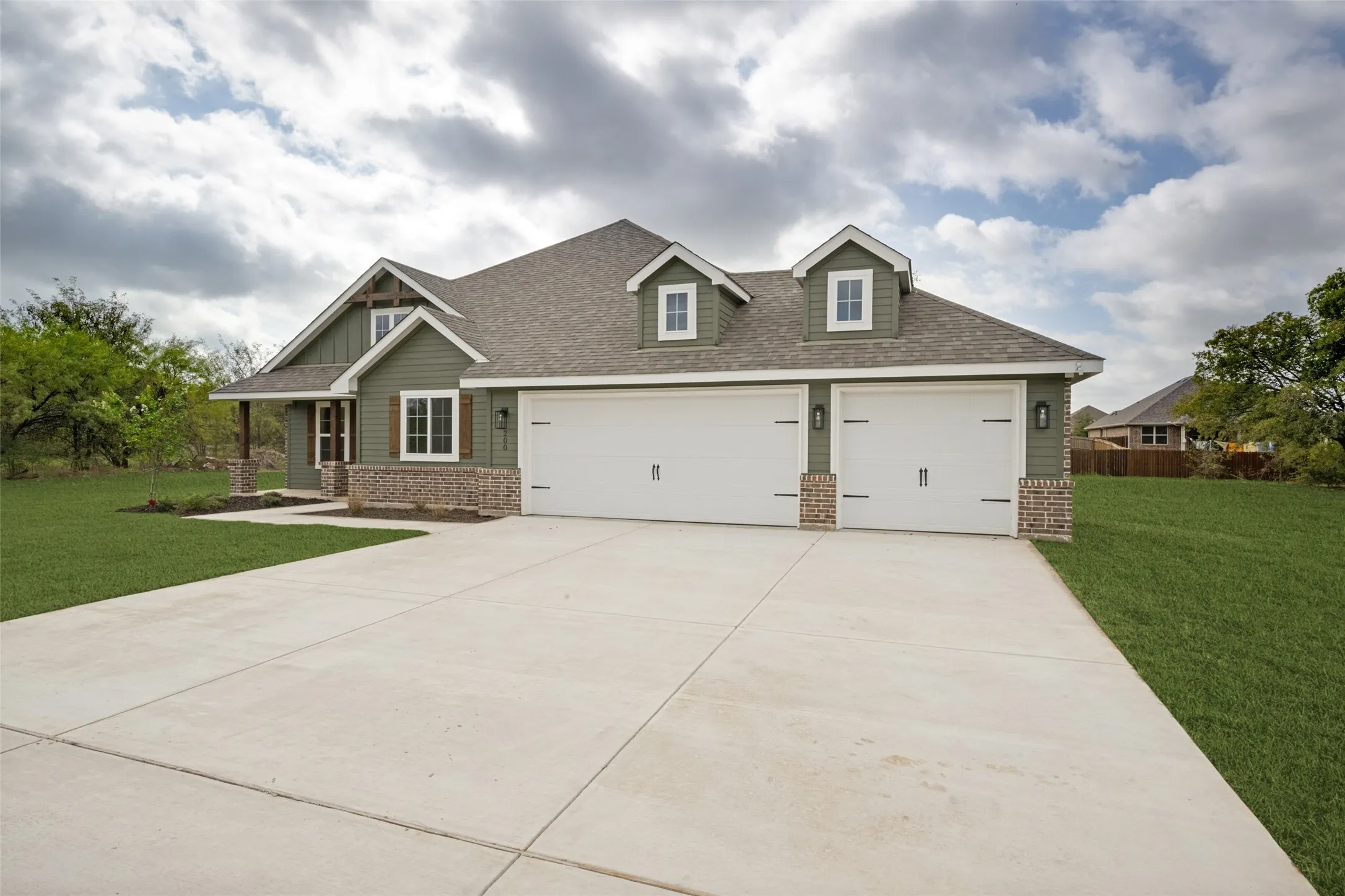 Single Family Residence For Sale in Cooke County , 200 Clay Ranch, Valley View, Texas 76272, 3 Bedroom, 2 Bathroom, 3 Garage spaces, 1,839 Sqft, built in 2026, mls#21300214, Real Estate Agent in Valley View, Homes For Sale in Cooke county, Homes For Sale in Valley View, Realtor in Valley View Texas, Real Estate Brokerage Independent Realty Texas, Luminita Cordes Realtor