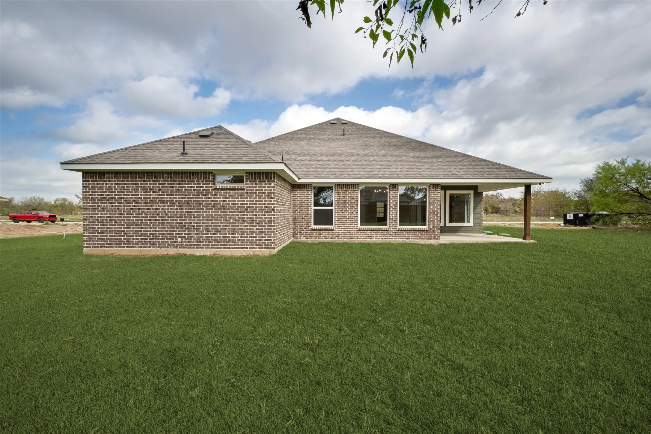Single Family Residence For Sale in Cooke County , 200 Clay Ranch, Valley View, Texas 76272, 3 Bedroom, 2 Bathroom, 3 Garage spaces, 1,839 Sqft, built in 2026, mls#21300214, Real Estate Agent in Valley View, Homes For Sale in Cooke county, Homes For Sale in Valley View, Realtor in Valley View Texas, Real Estate Brokerage Independent Realty Texas, Luminita Cordes Realtor