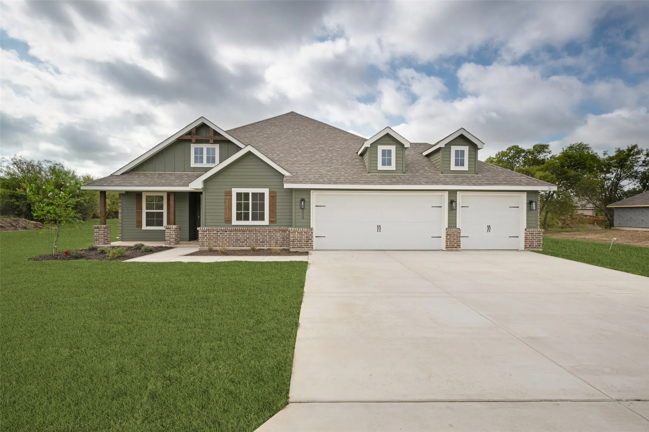 Single Family Residence For Sale in Cooke County , 200 Clay Ranch, Valley View, Texas 76272, 3 Bedroom, 2 Bathroom, 3 Garage spaces, 1,839 Sqft, built in 2026, mls#21300214, Real Estate Agent in Valley View, Homes For Sale in Cooke county, Homes For Sale in Valley View, Realtor in Valley View Texas, Real Estate Brokerage Independent Realty Texas, Luminita Cordes Realtor