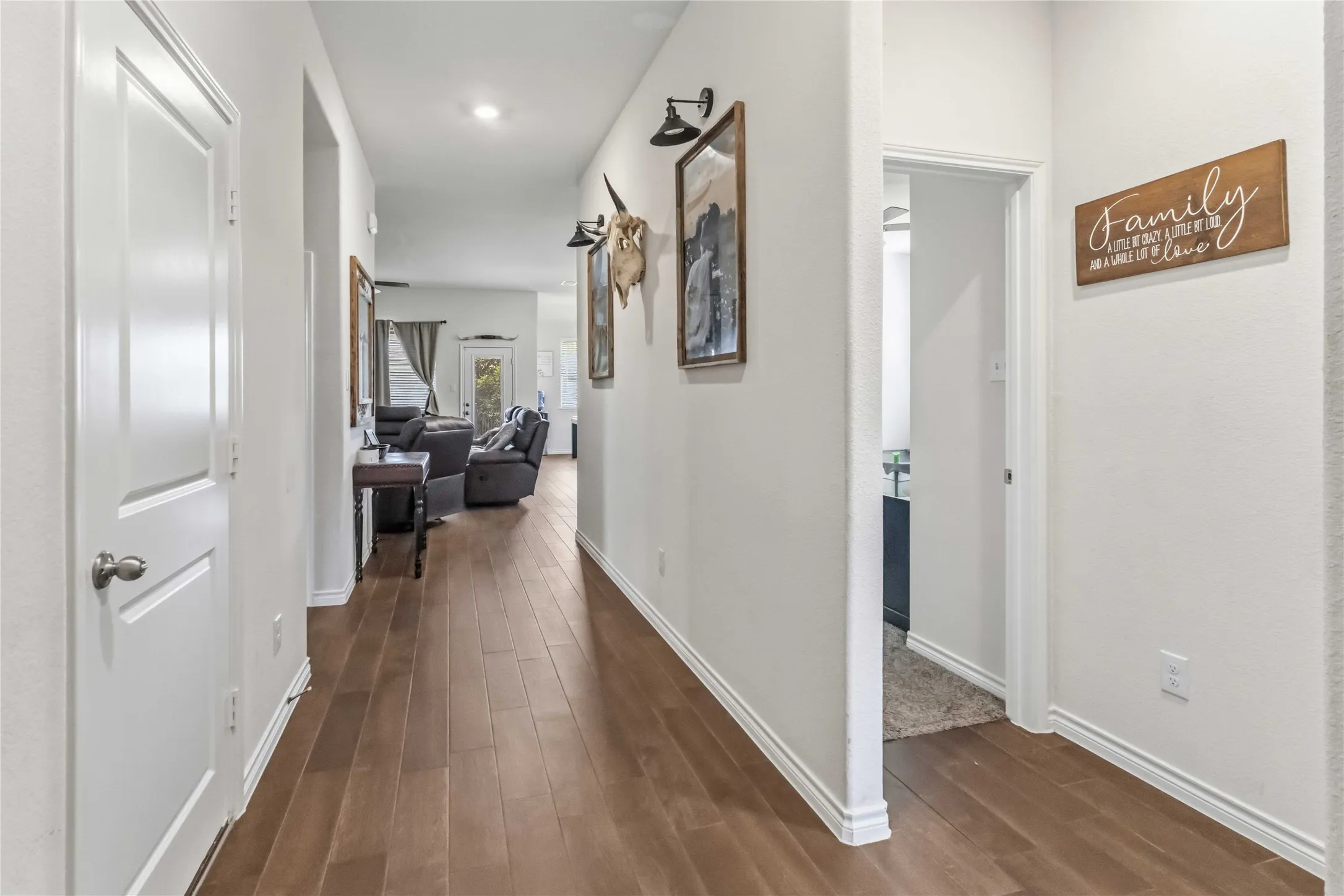 Single Family Residence For Sale in Denton County , 11005 Mustang Trail, Aubrey, Texas 76227, 4 Bedroom, 2 Bathroom, 2 Garage spaces, 1,850 Sqft, built in 2022, mls#21295461, Real Estate Agent in Aubrey, Homes For Sale in Denton county, Homes For Sale in Aubrey, Realtor in Aubrey Texas, Real Estate Brokerage Independent Realty Texas, Luminita Cordes Realtor